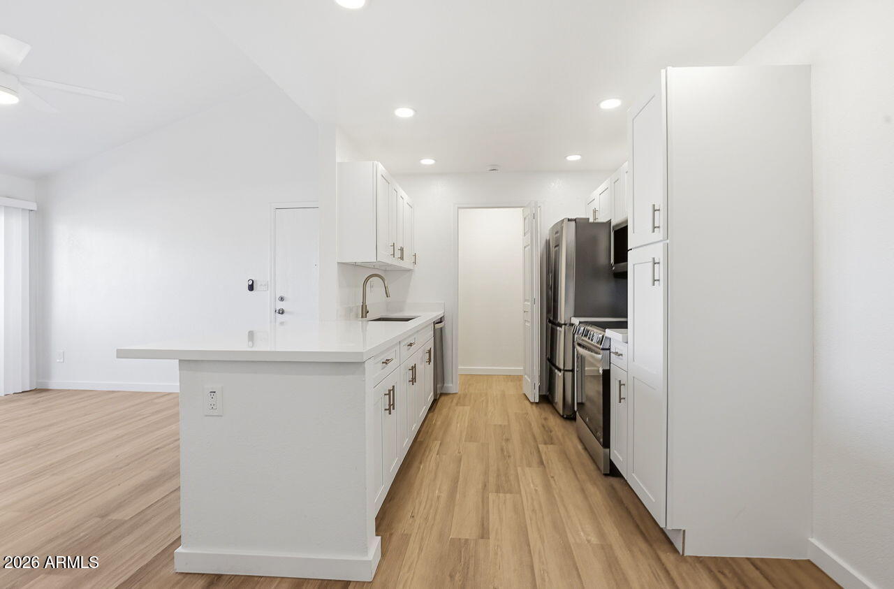 623 W Guadalupe Road 215