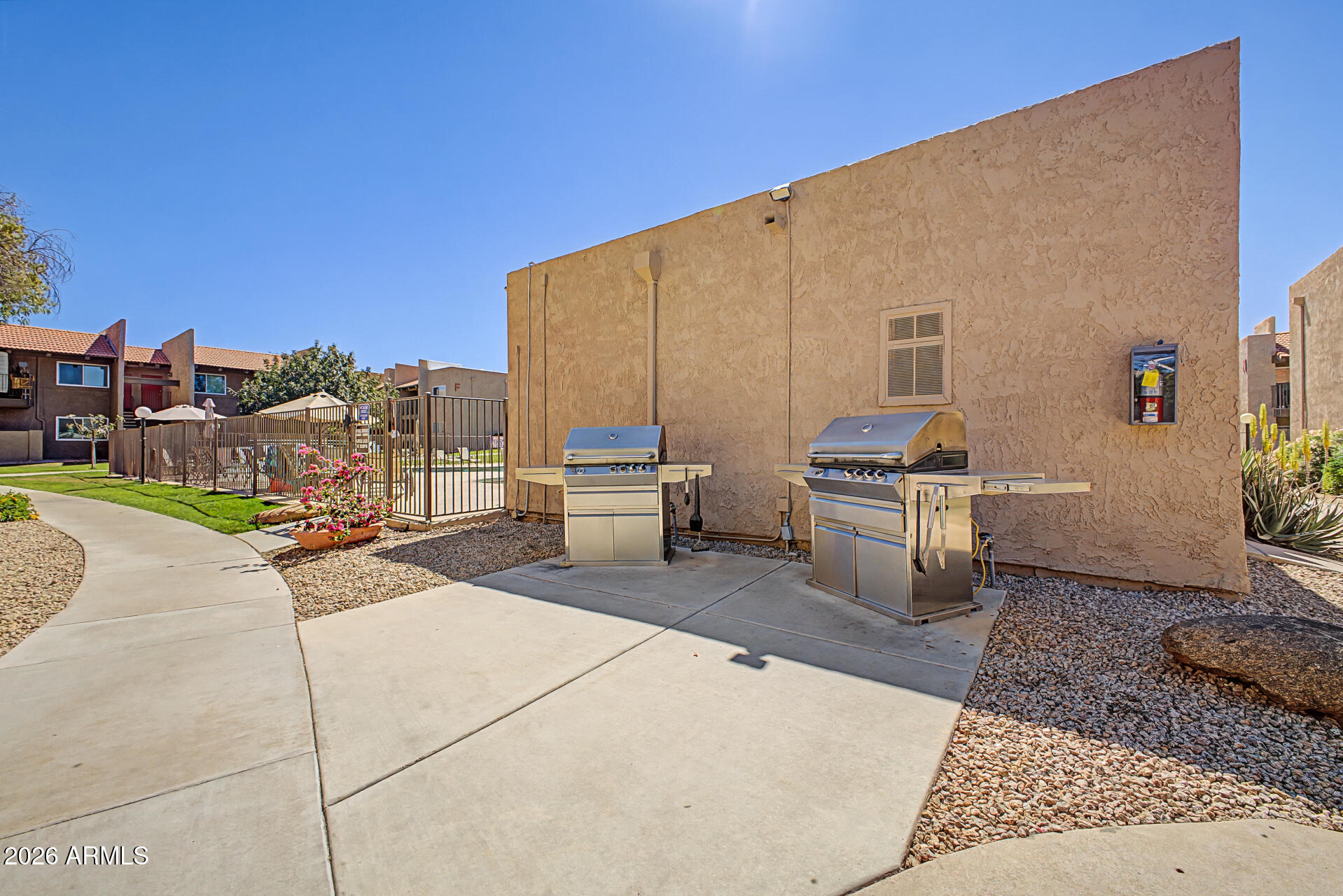 5525 E THOMAS Road Q4
