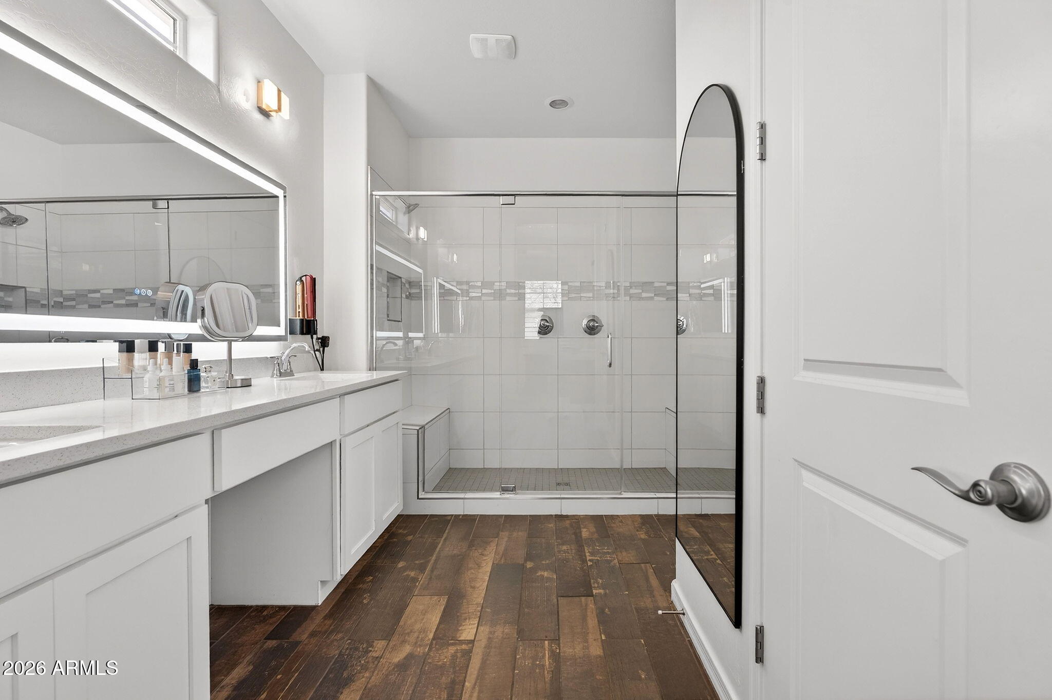 8450 W MEDLOCK Drive