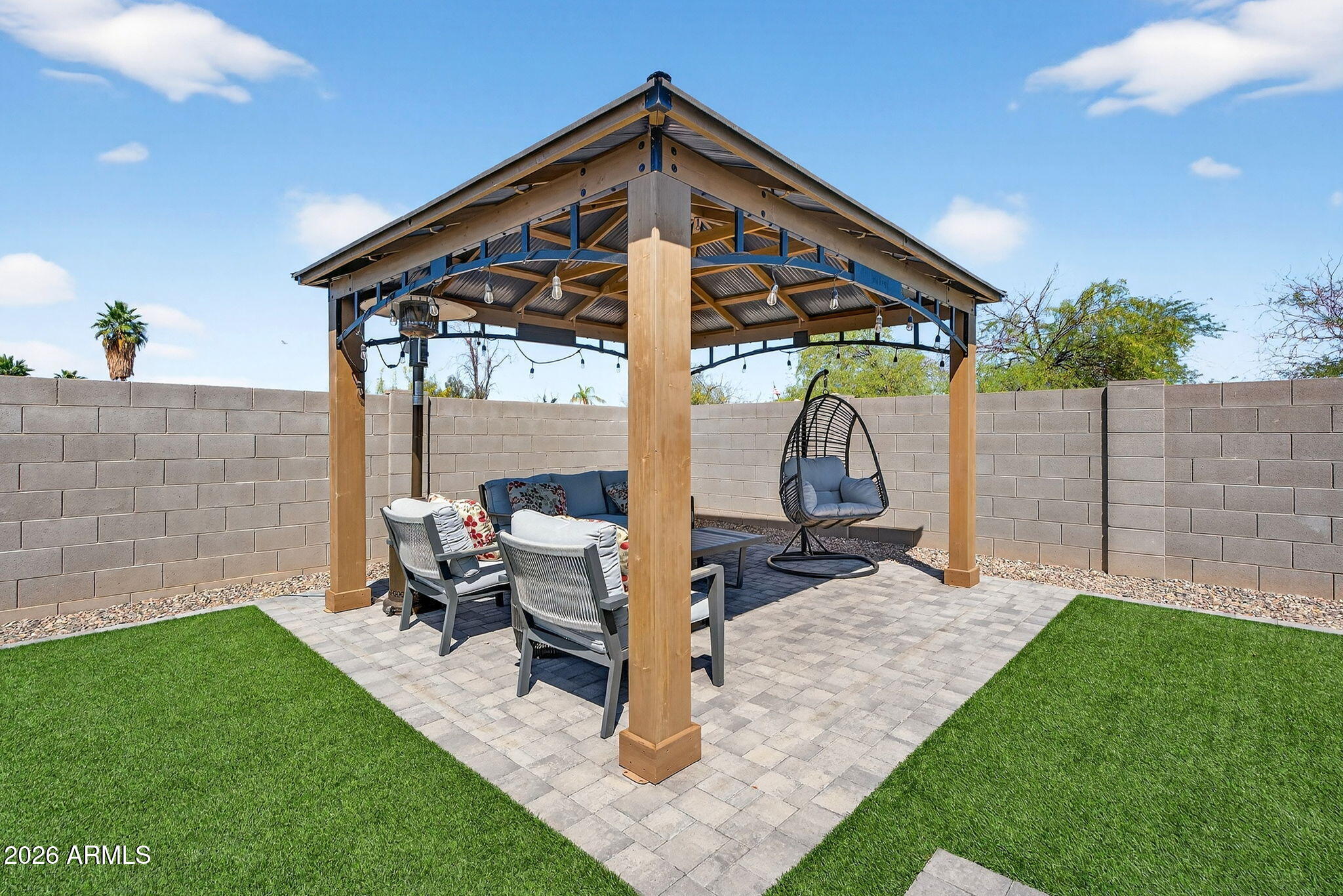 8450 W MEDLOCK Drive