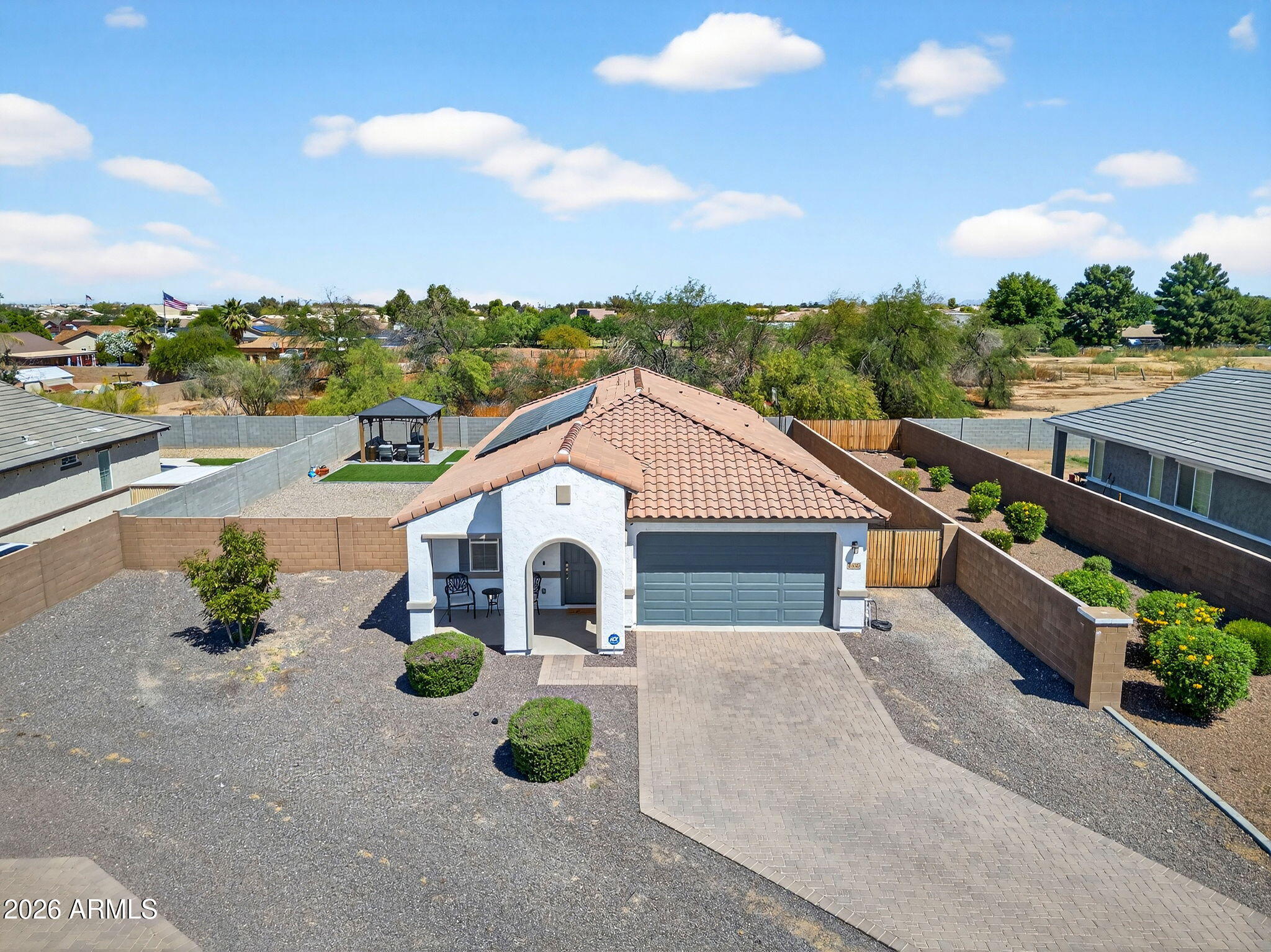 8450 W MEDLOCK Drive