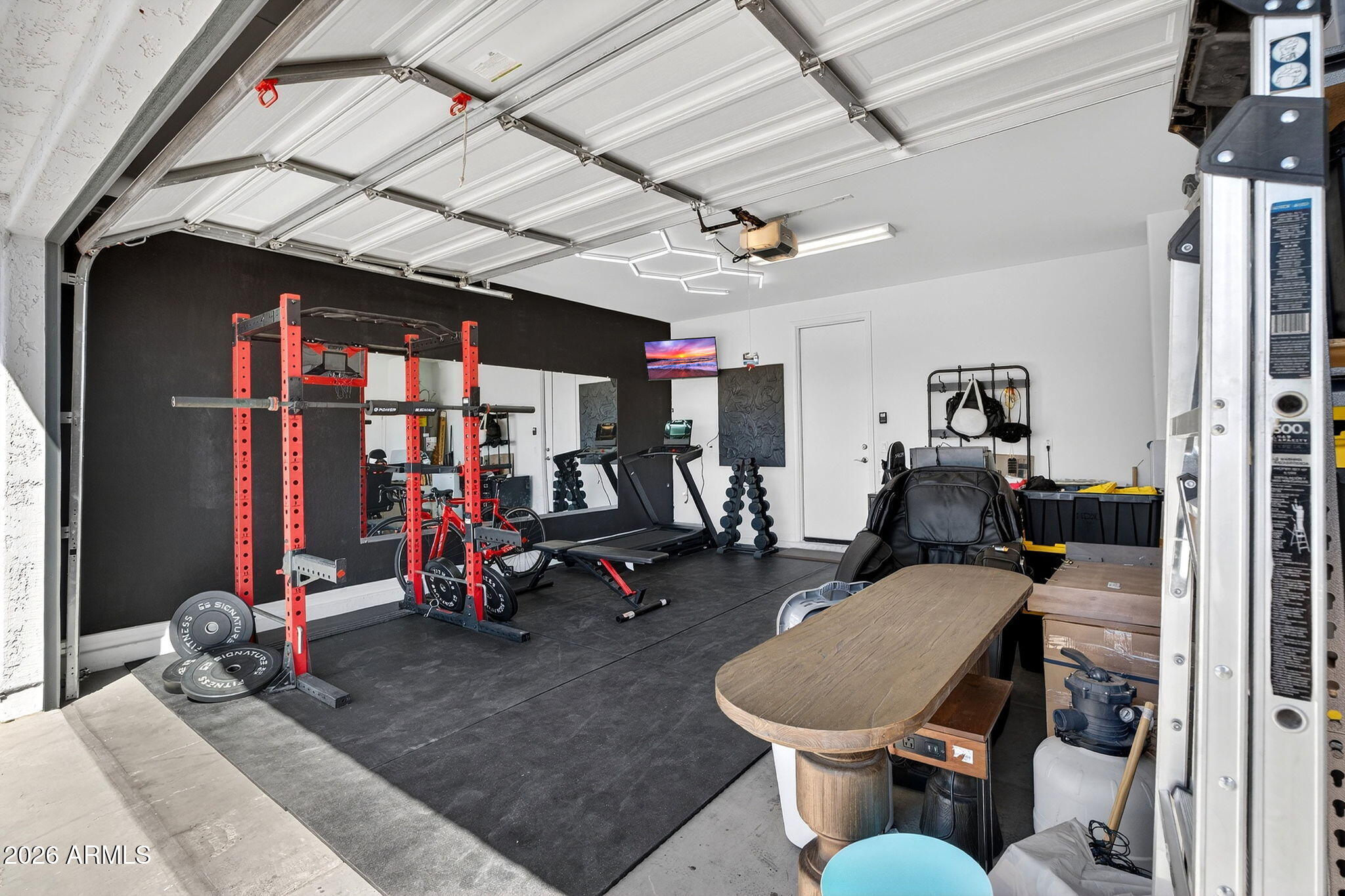 8450 W MEDLOCK Drive