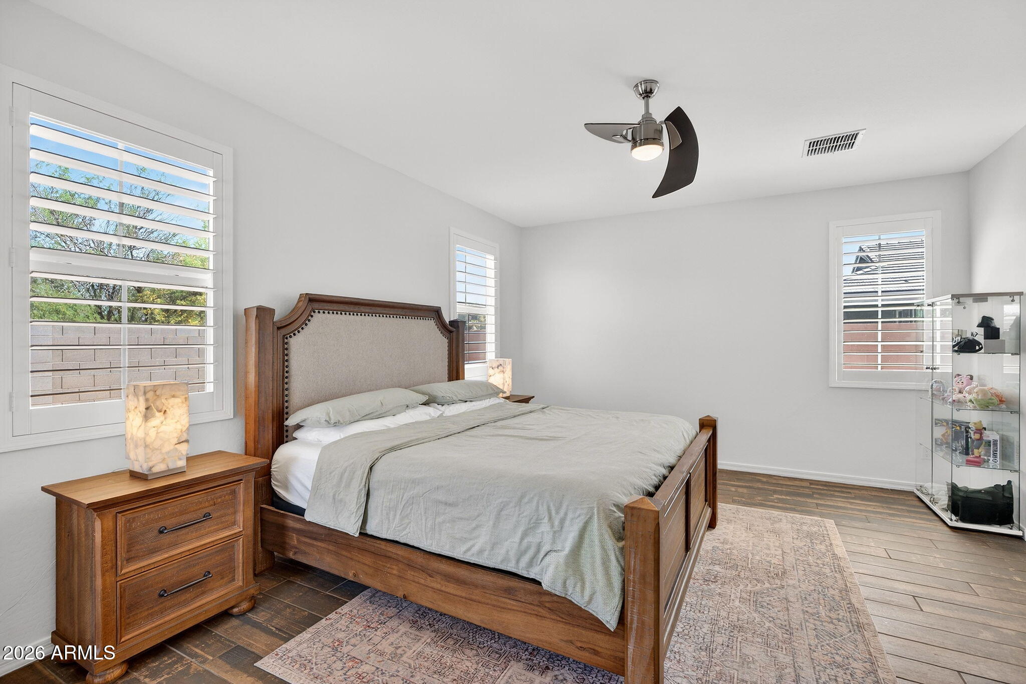 8450 W MEDLOCK Drive