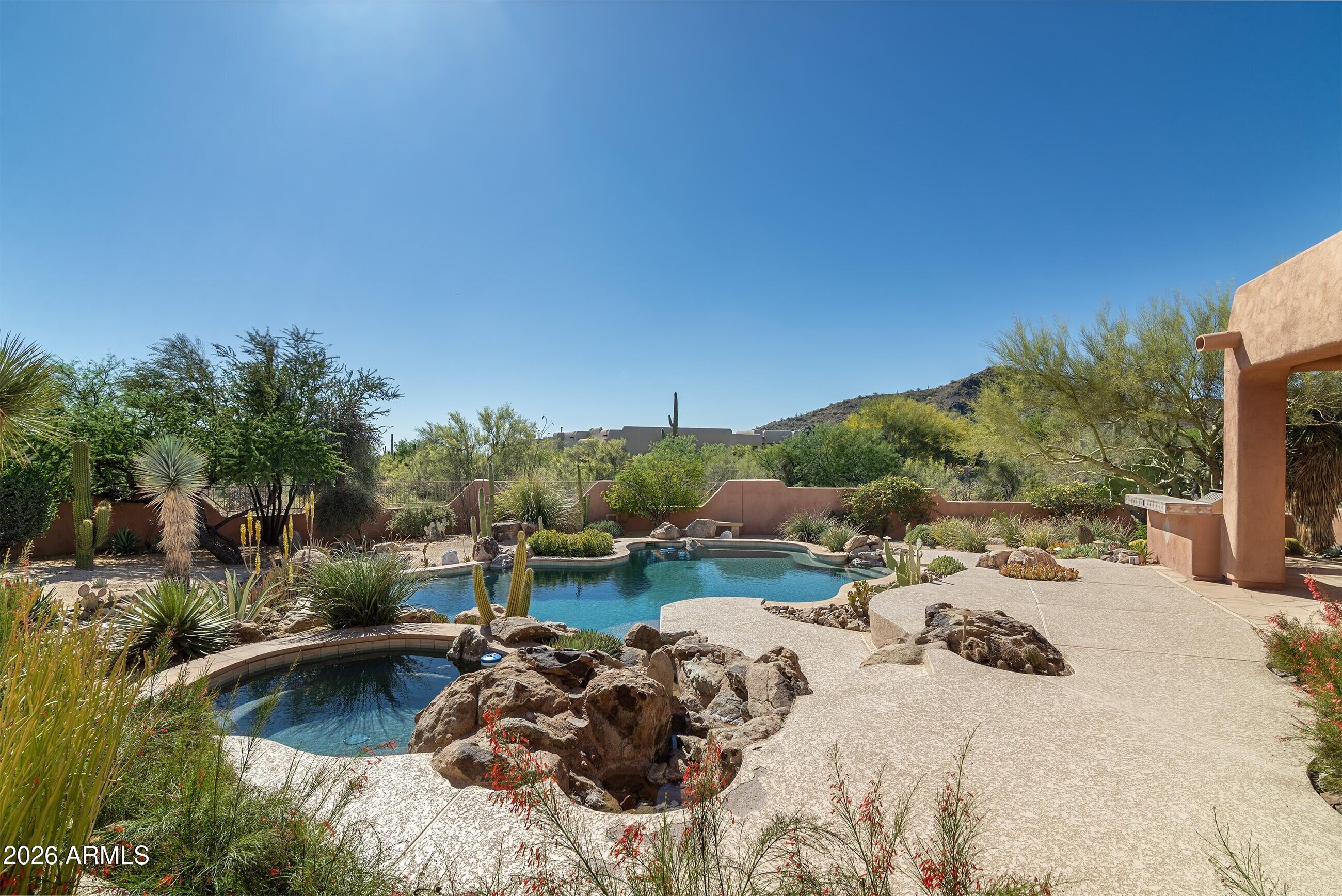 8400 E DIXILETA Drive 186