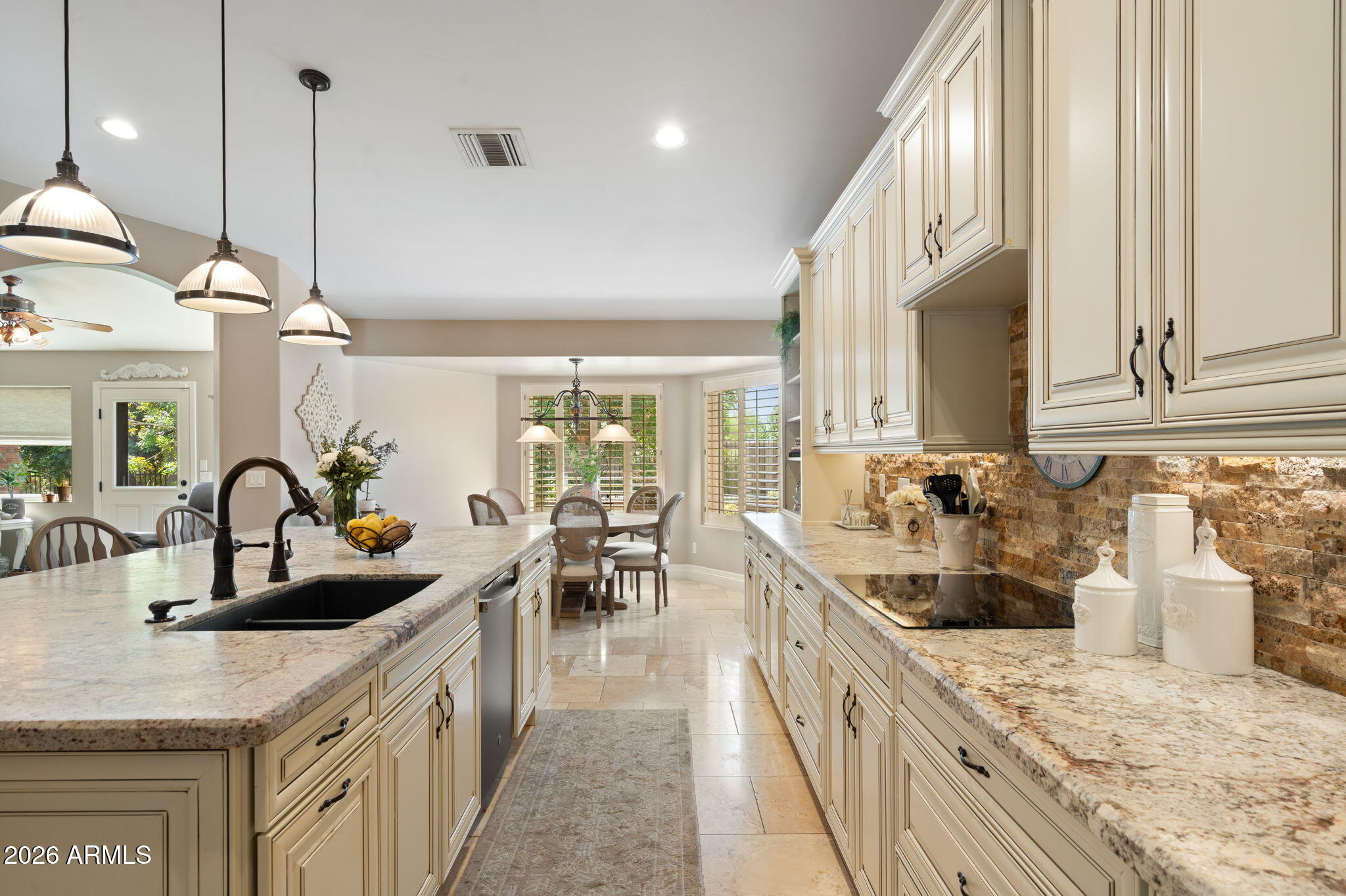 2125 S VAL VISTA Drive