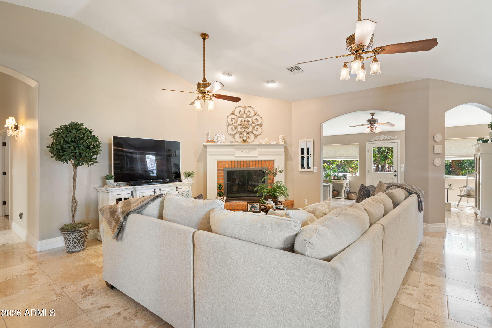 2125 S VAL VISTA Drive
