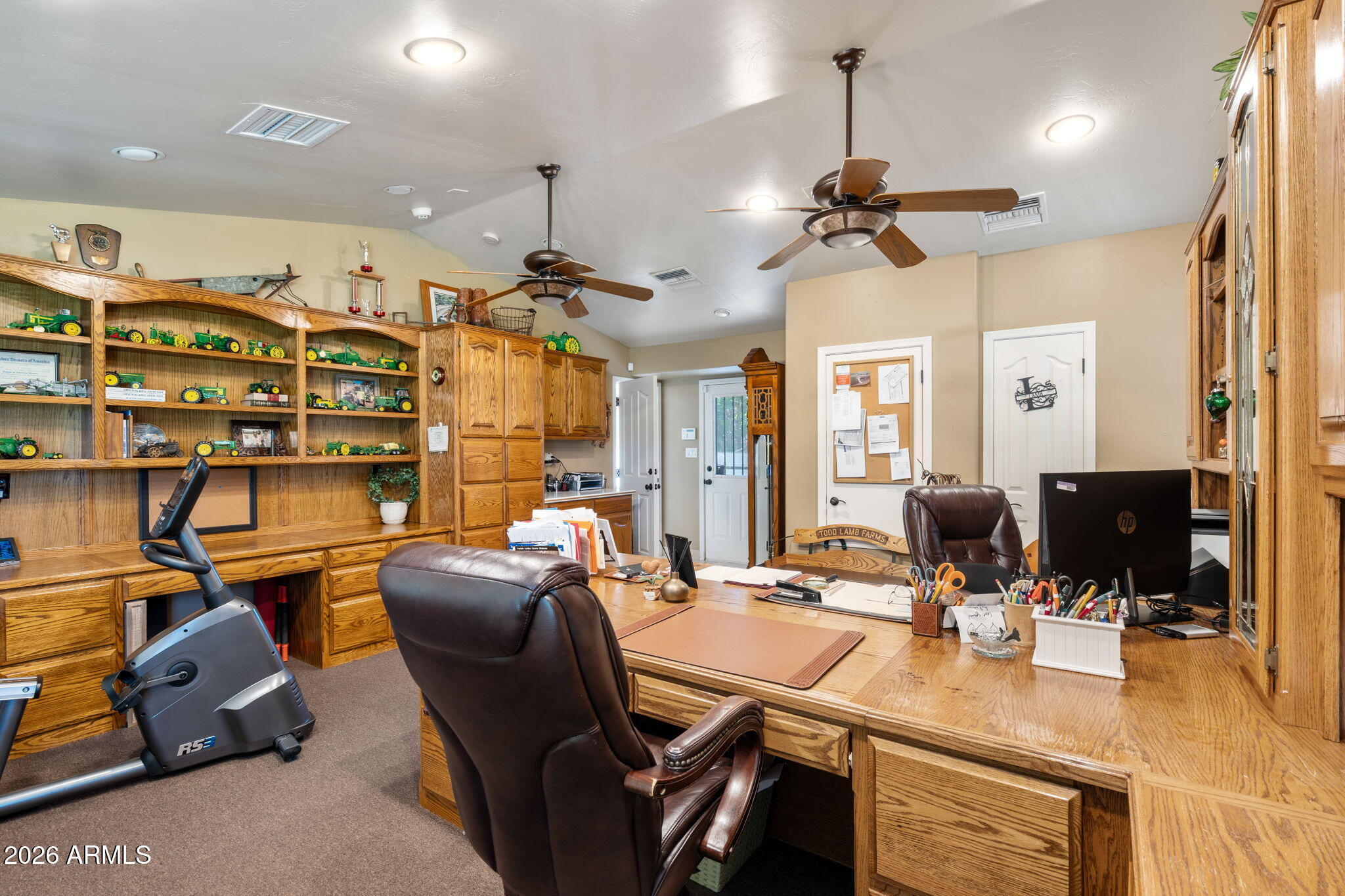 2125 S VAL VISTA Drive