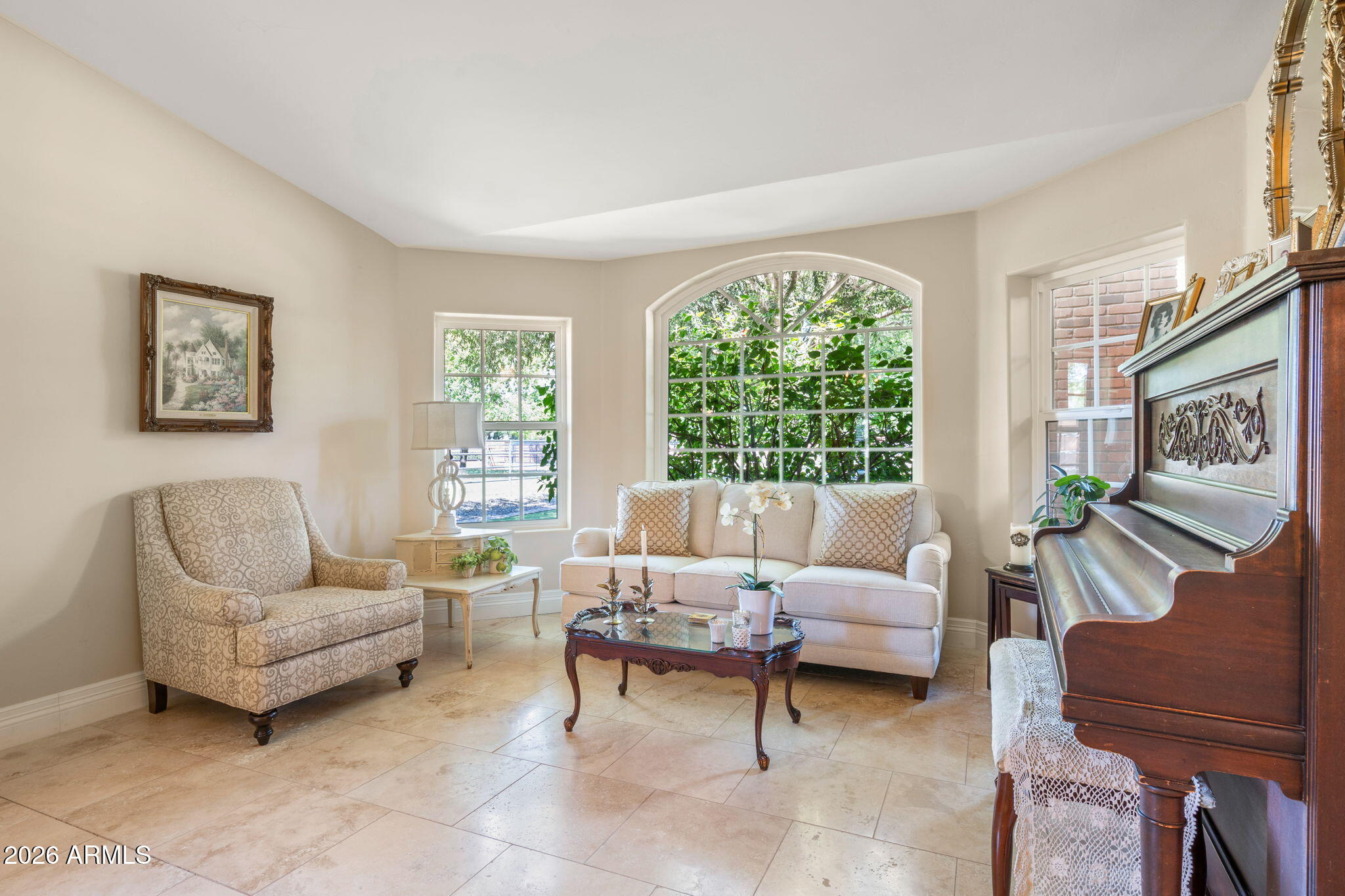 2125 S VAL VISTA Drive