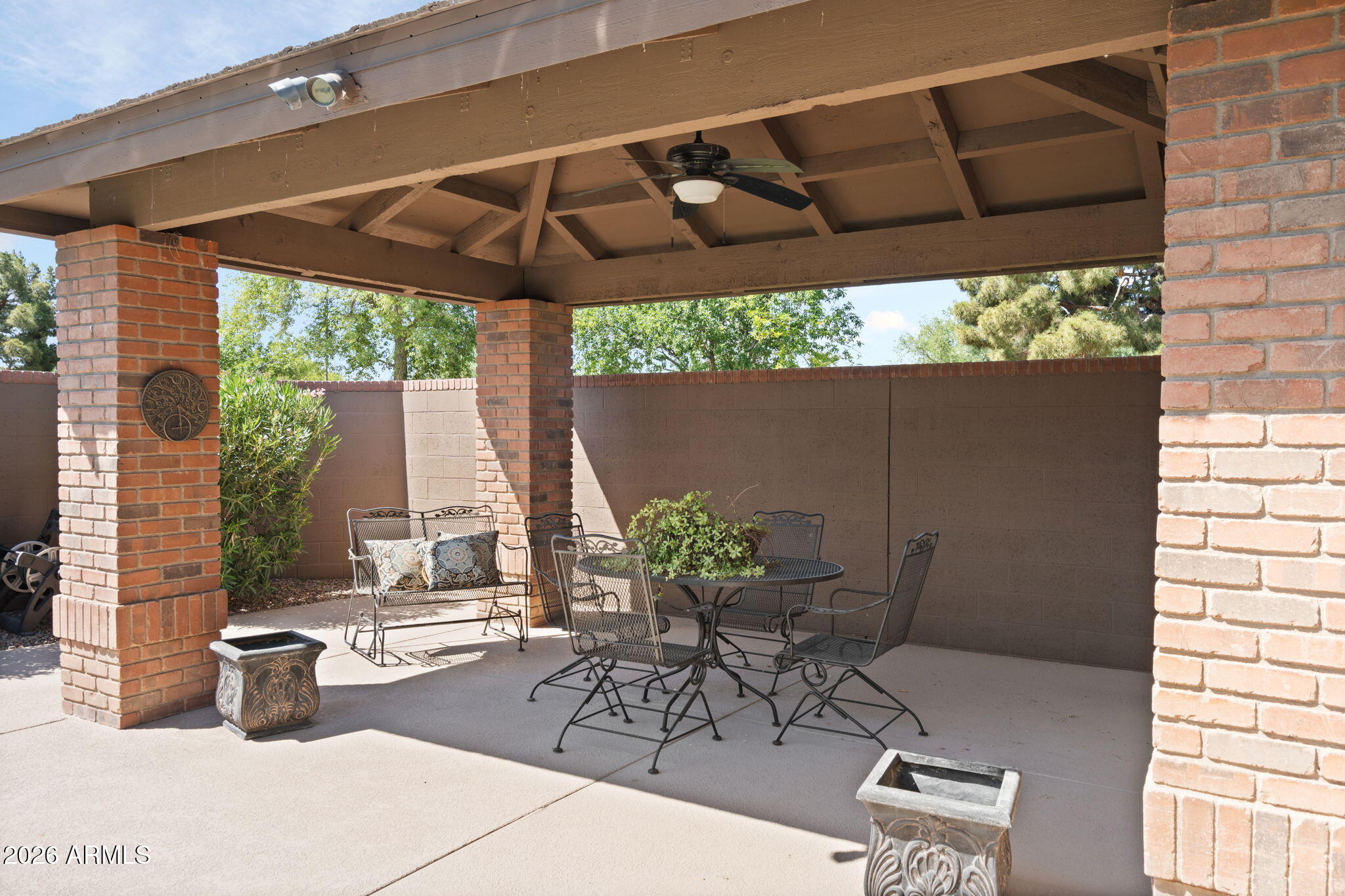 2125 S VAL VISTA Drive