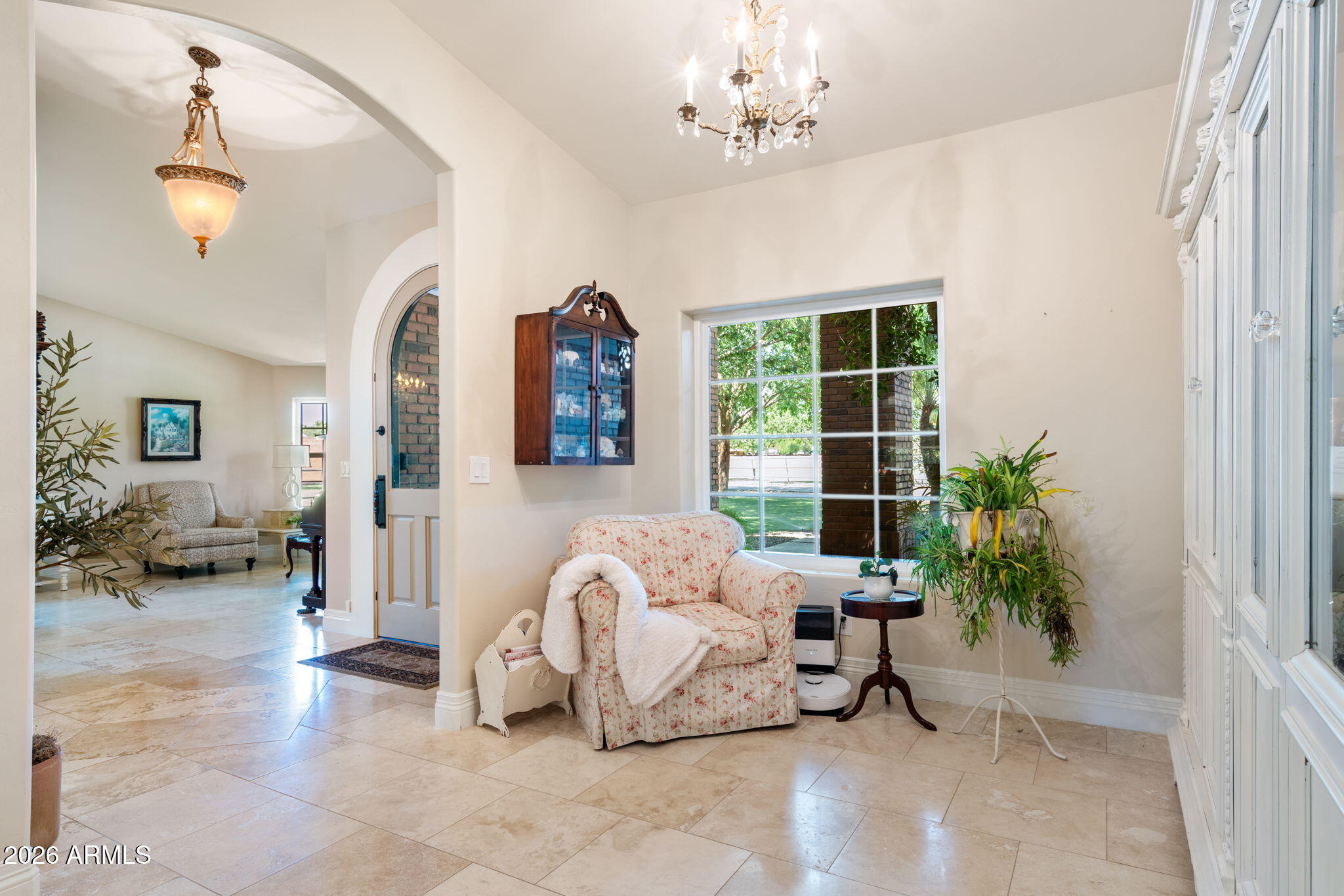 2125 S VAL VISTA Drive