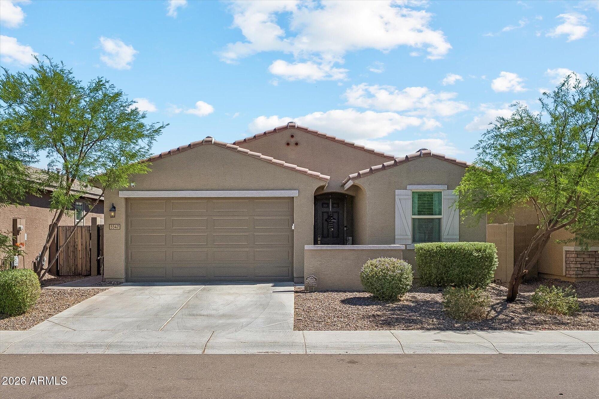 5547 W RAINWATER Drive