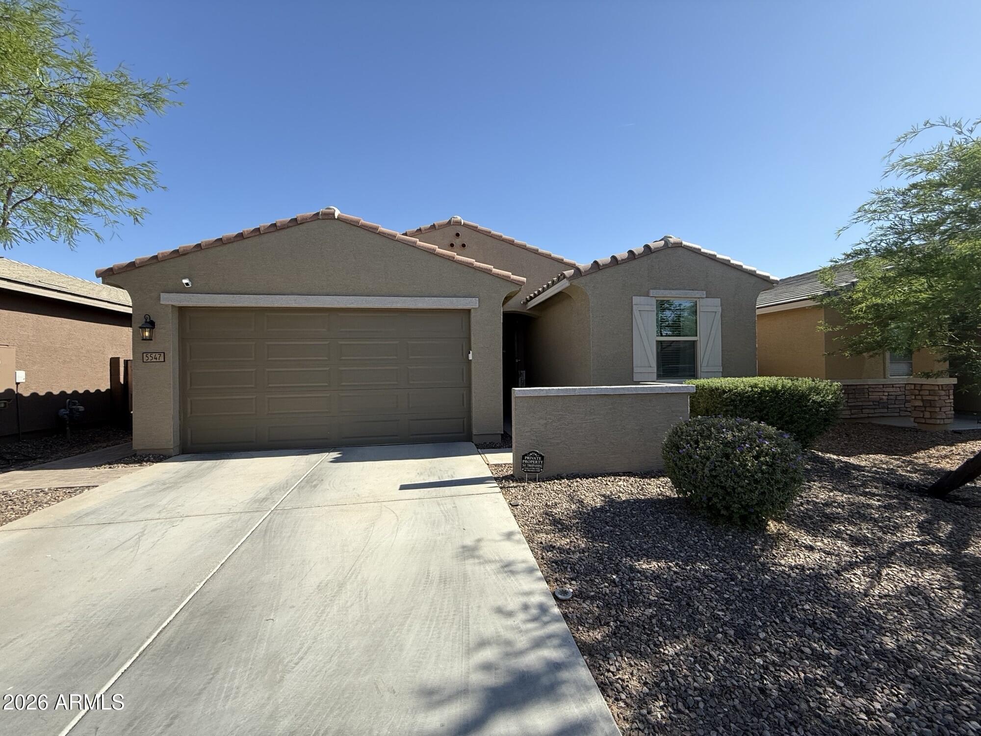 5547 W RAINWATER Drive