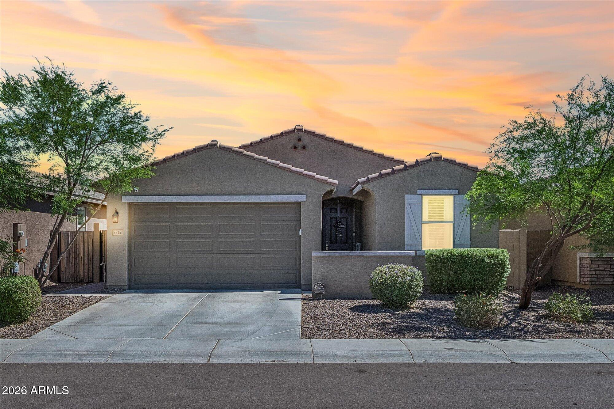 5547 W RAINWATER Drive