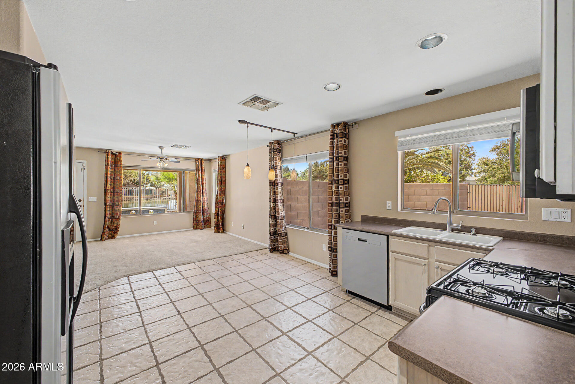 10819 W MONTE VISTA Road