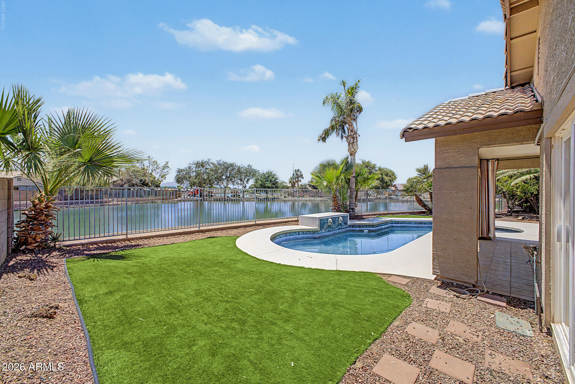 10819 W MONTE VISTA Road