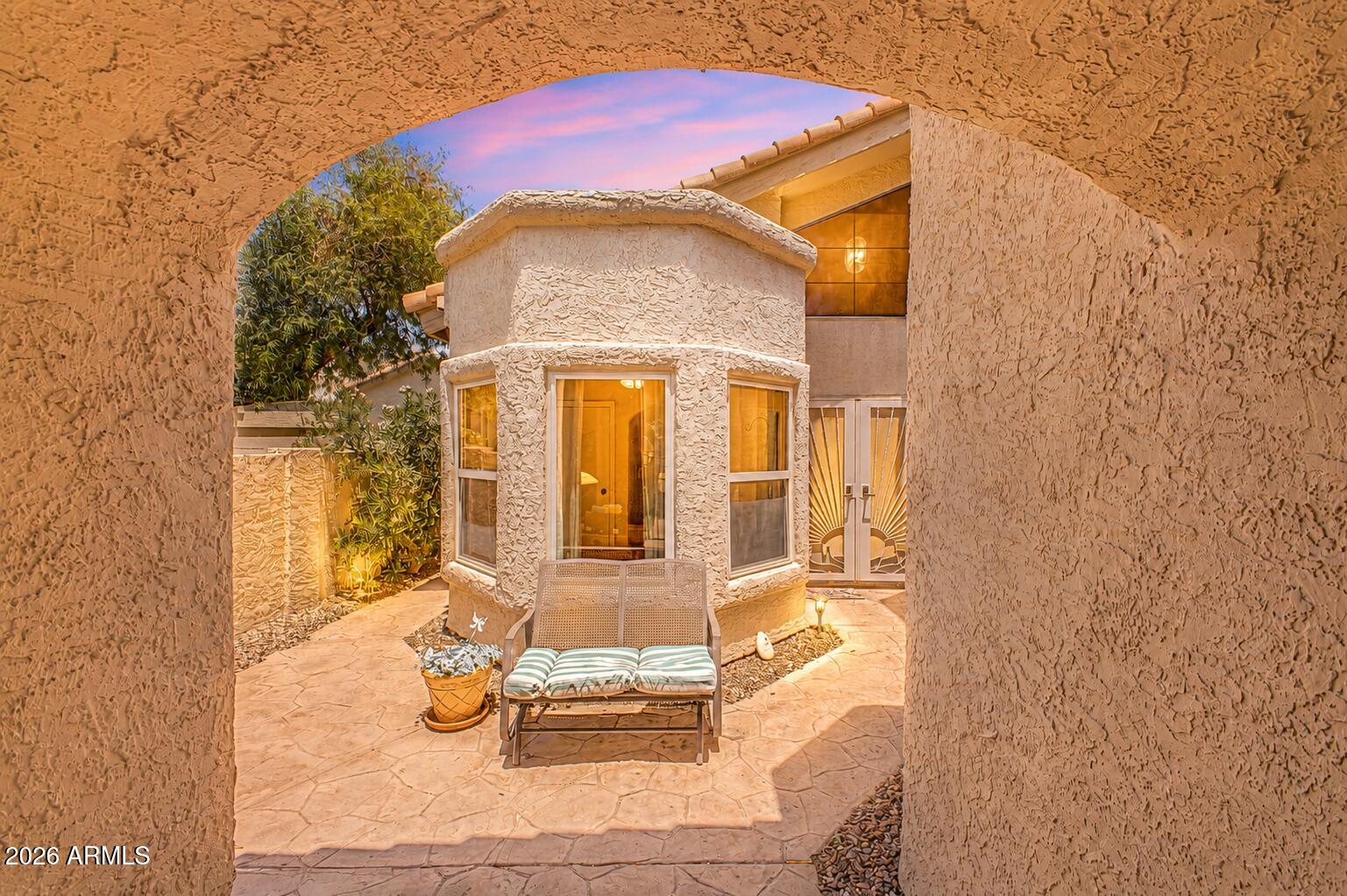 2691 N TAMARISK Street