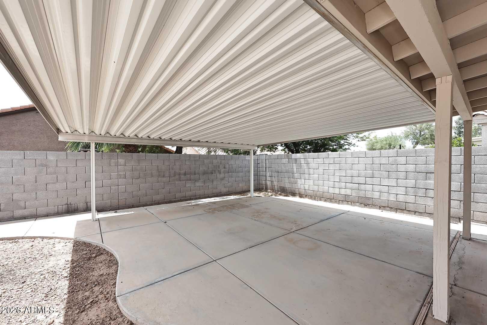 9235 W MICHELLE Drive