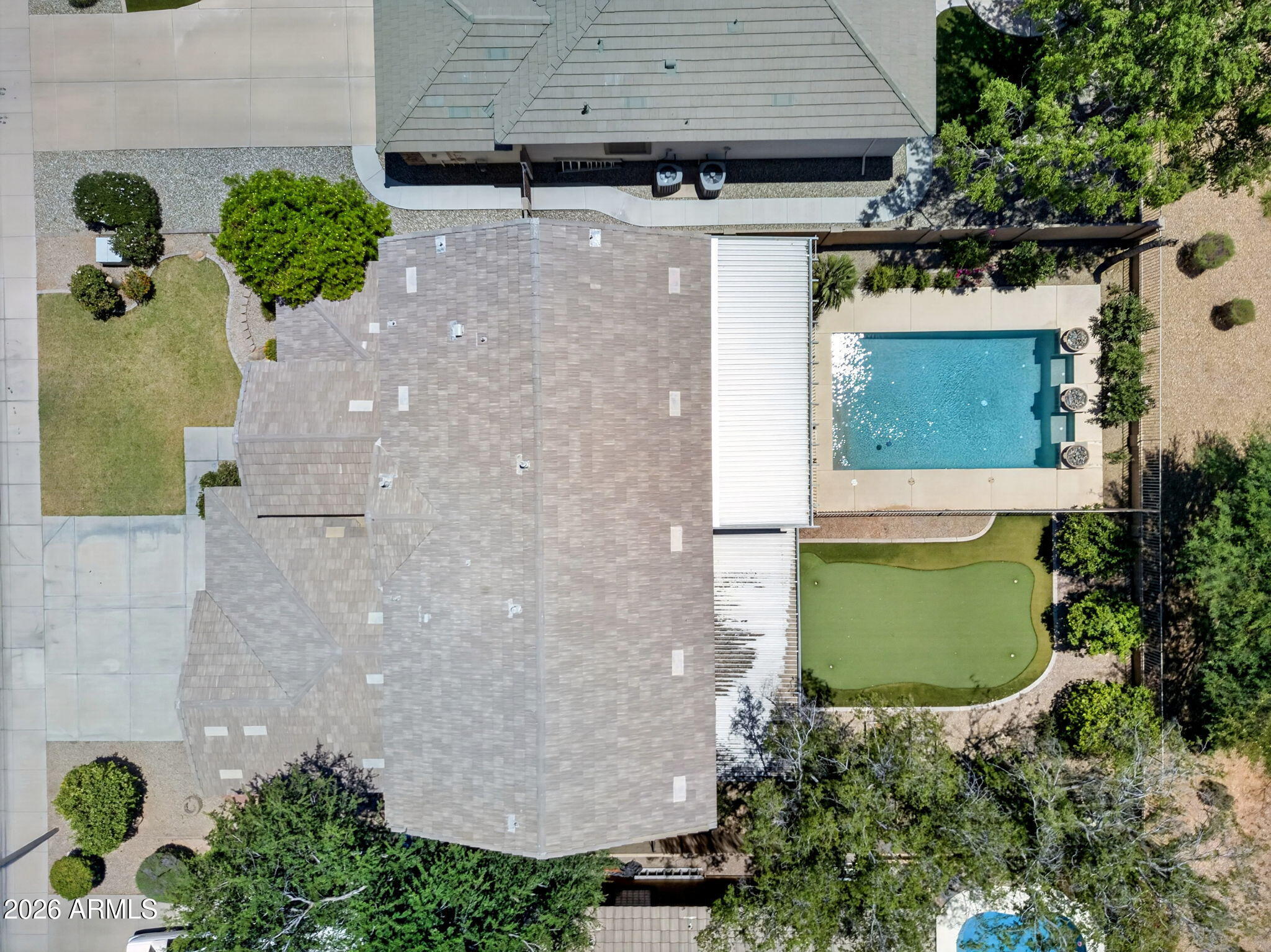 857 E CARLA VISTA Drive