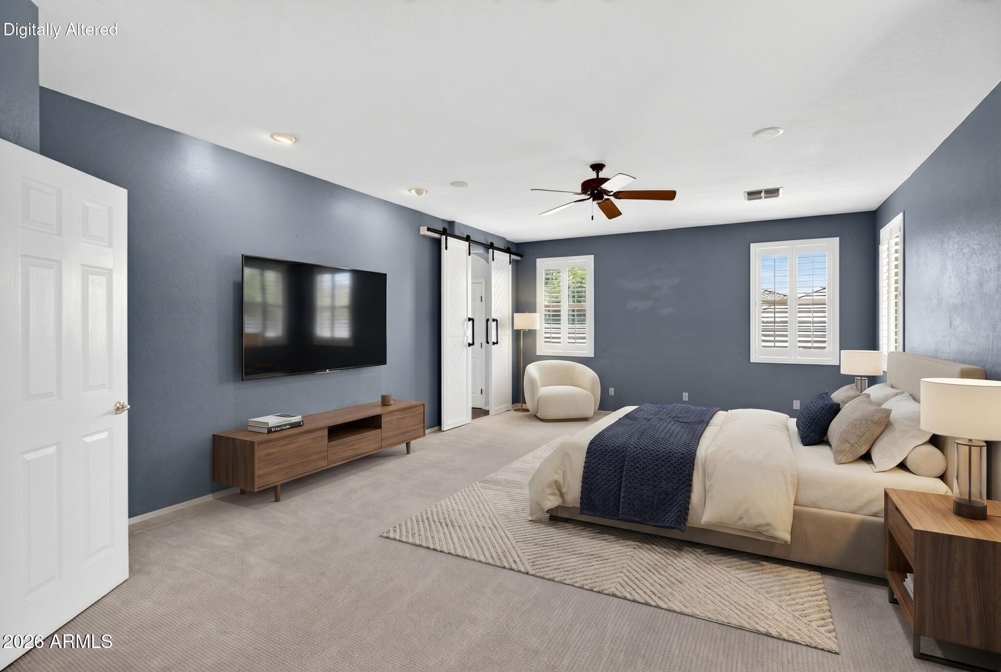 857 E CARLA VISTA Drive