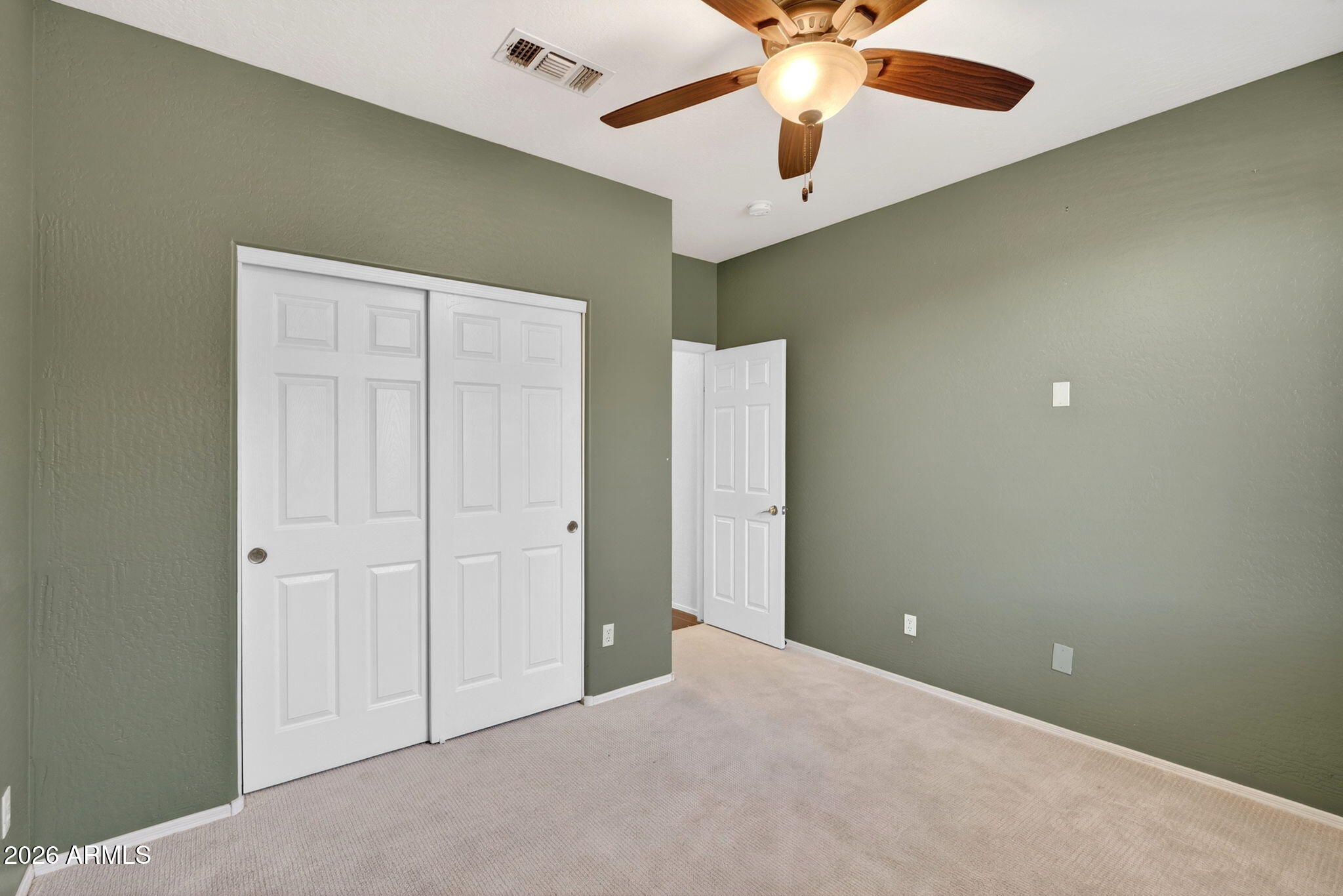 857 E CARLA VISTA Drive
