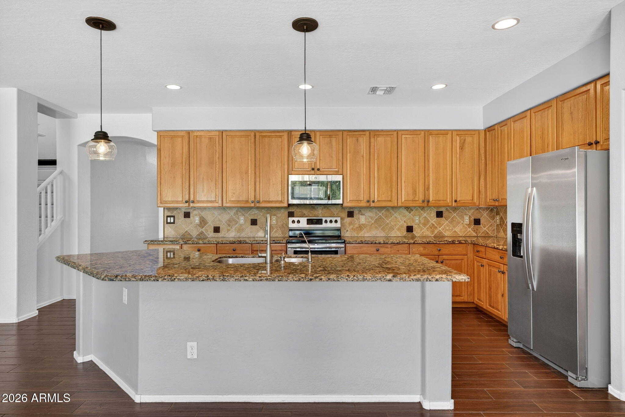 857 E CARLA VISTA Drive