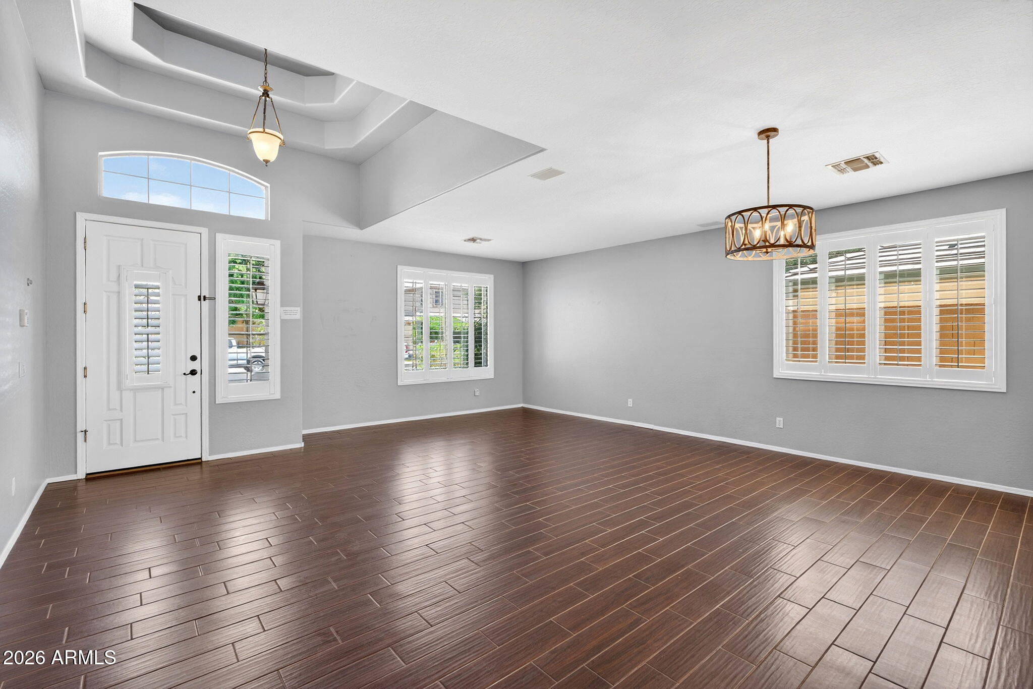 857 E CARLA VISTA Drive