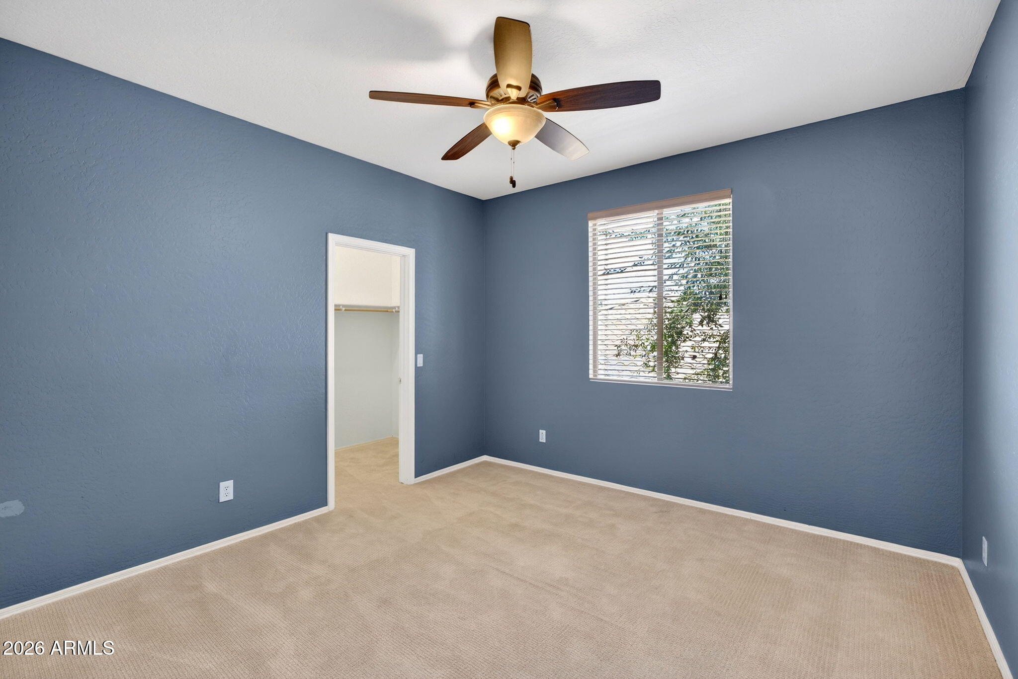 857 E CARLA VISTA Drive