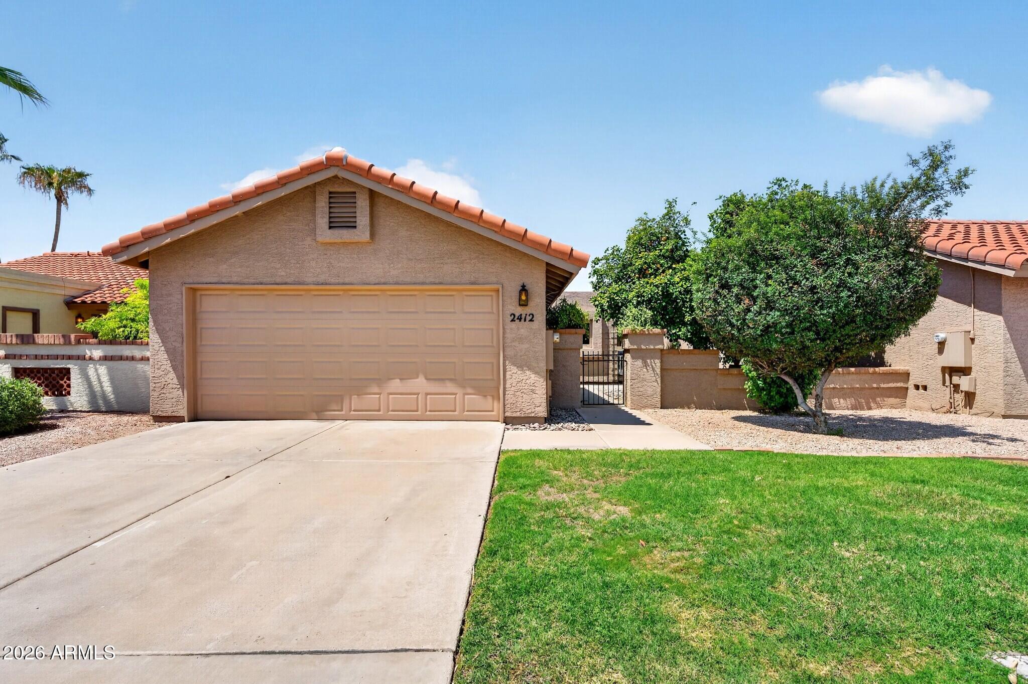 2412 W IRONWOOD Drive