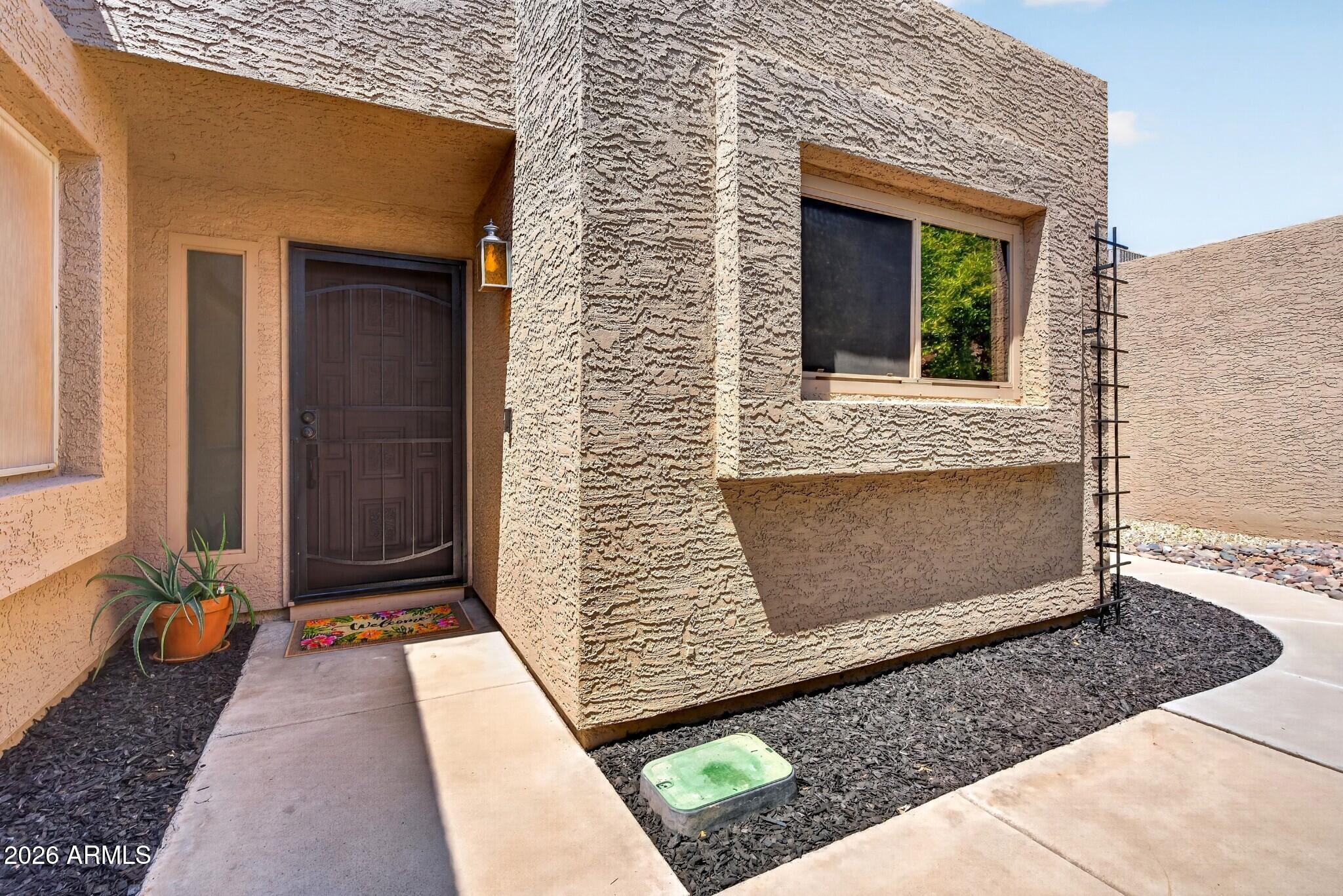 2412 W IRONWOOD Drive