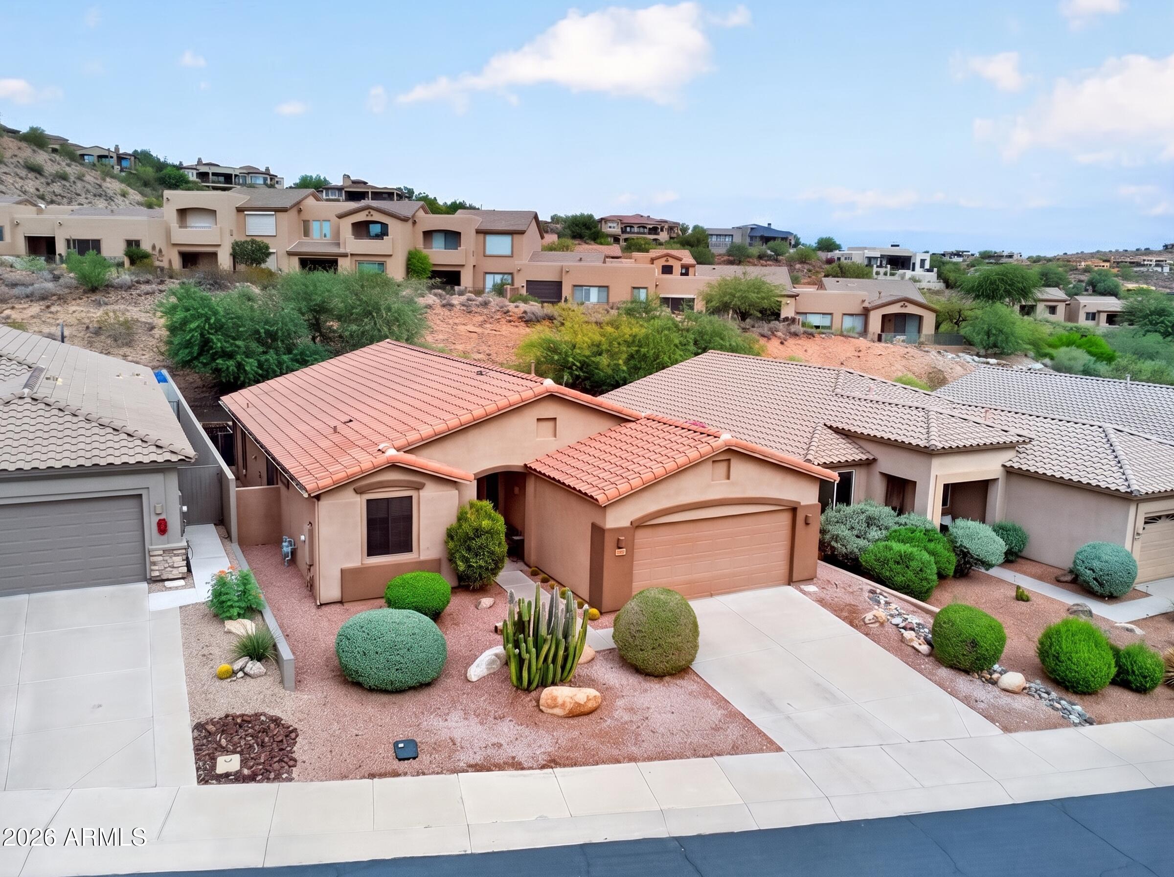 9811 N DESERT ROSE Drive