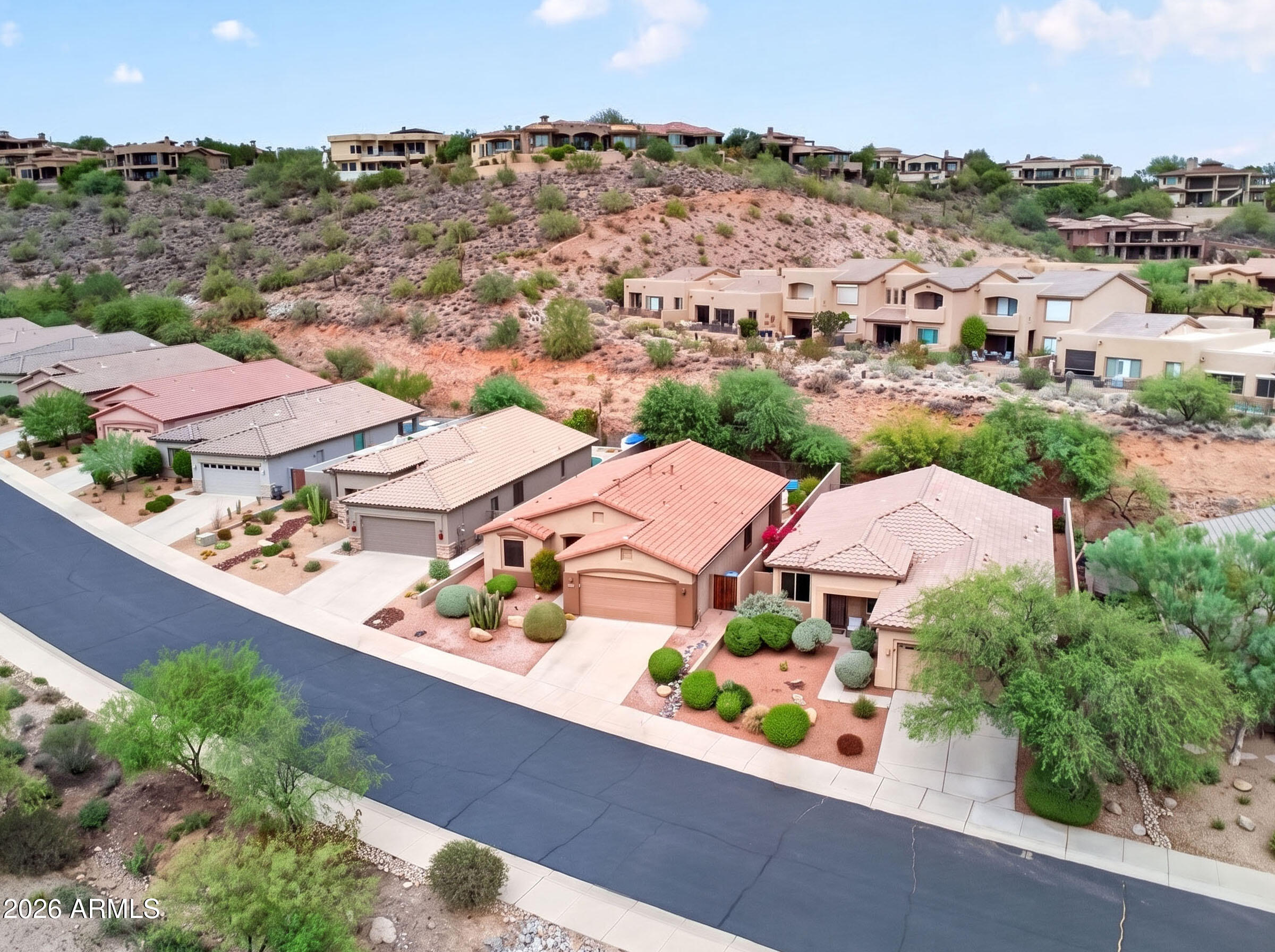 9811 N DESERT ROSE Drive