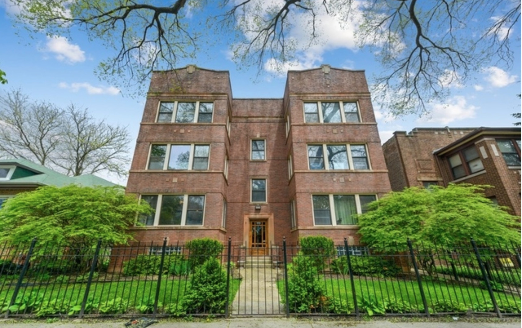 1756 W Wallen Avenue Unit: 1W