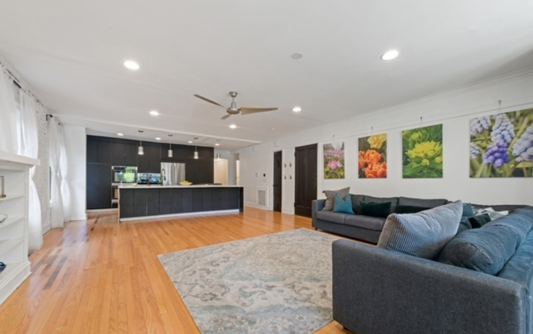 1756 W Wallen Avenue Unit: 1W