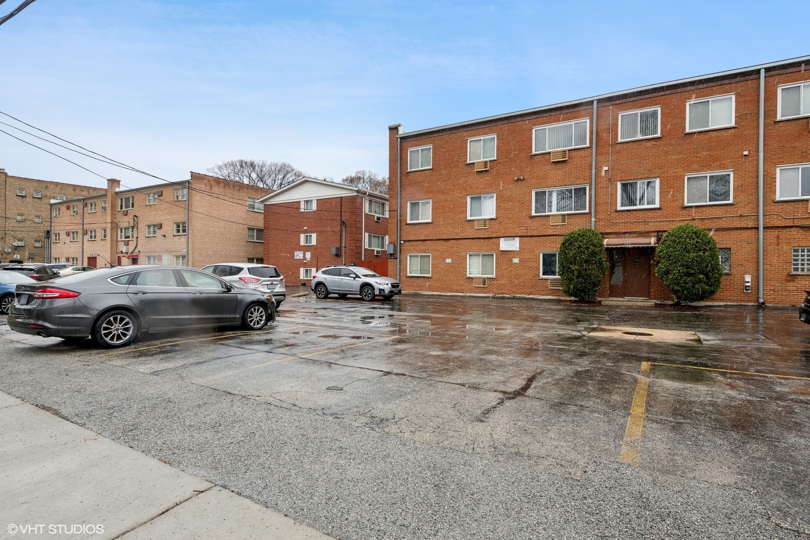 433 S Lombard Avenue Unit: 33