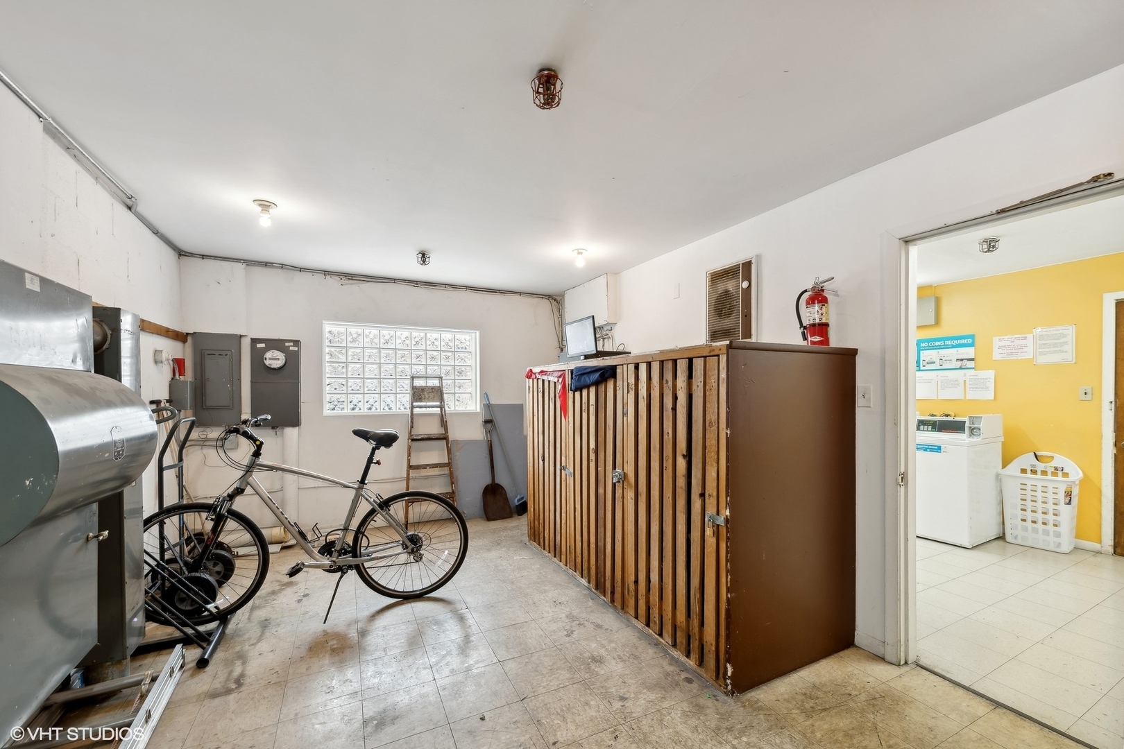 433 S Lombard Avenue Unit: 33