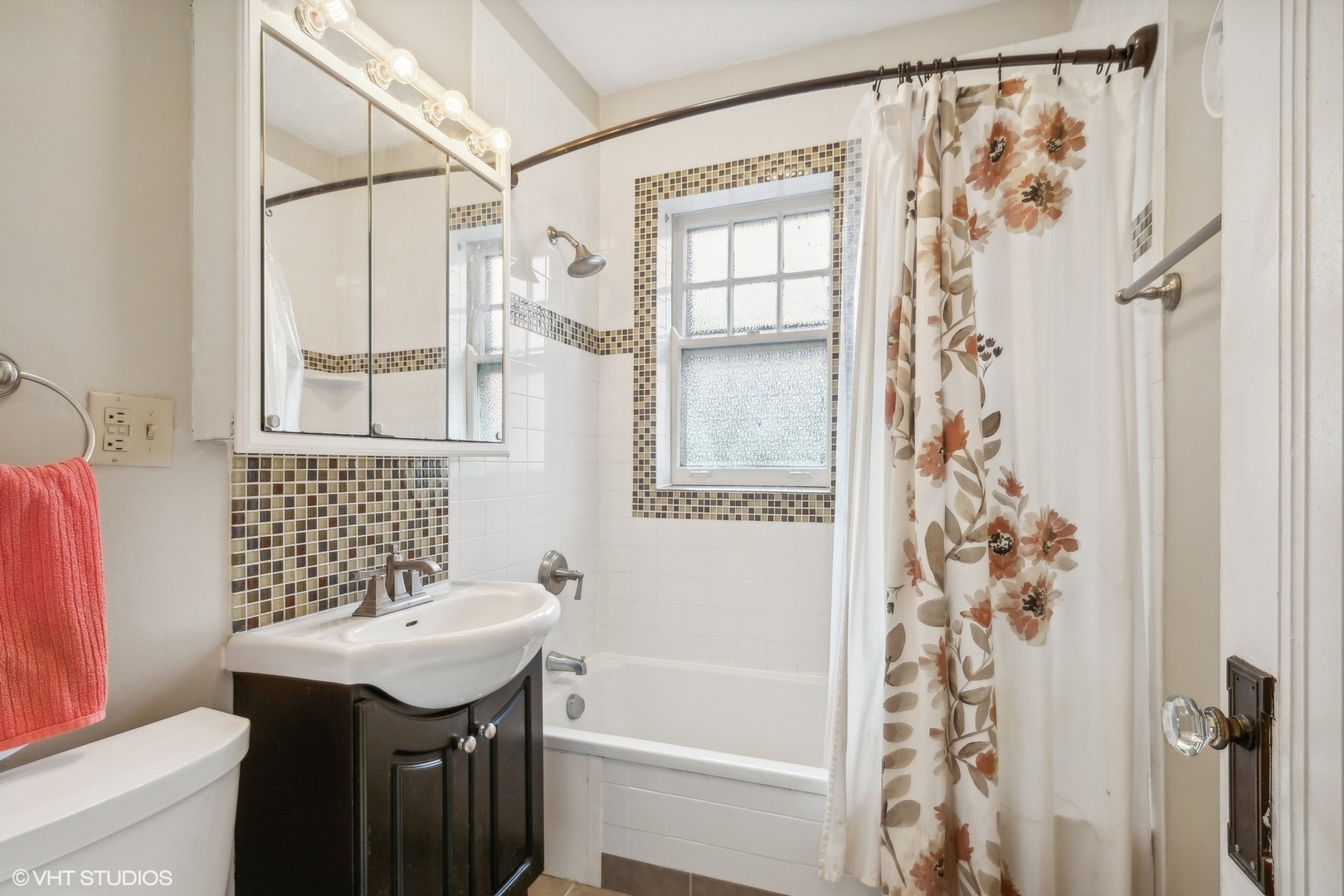 220 N Oak Park Avenue Unit: 1U