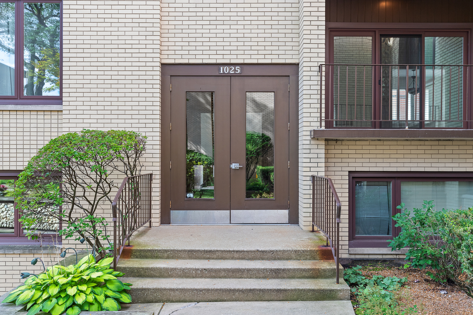 1025 Washington Boulevard Unit: 1B-102