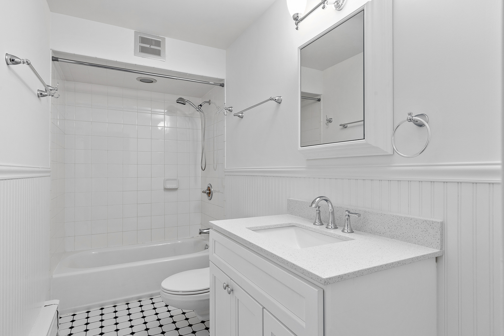 1025 Washington Boulevard Unit: 1B-102