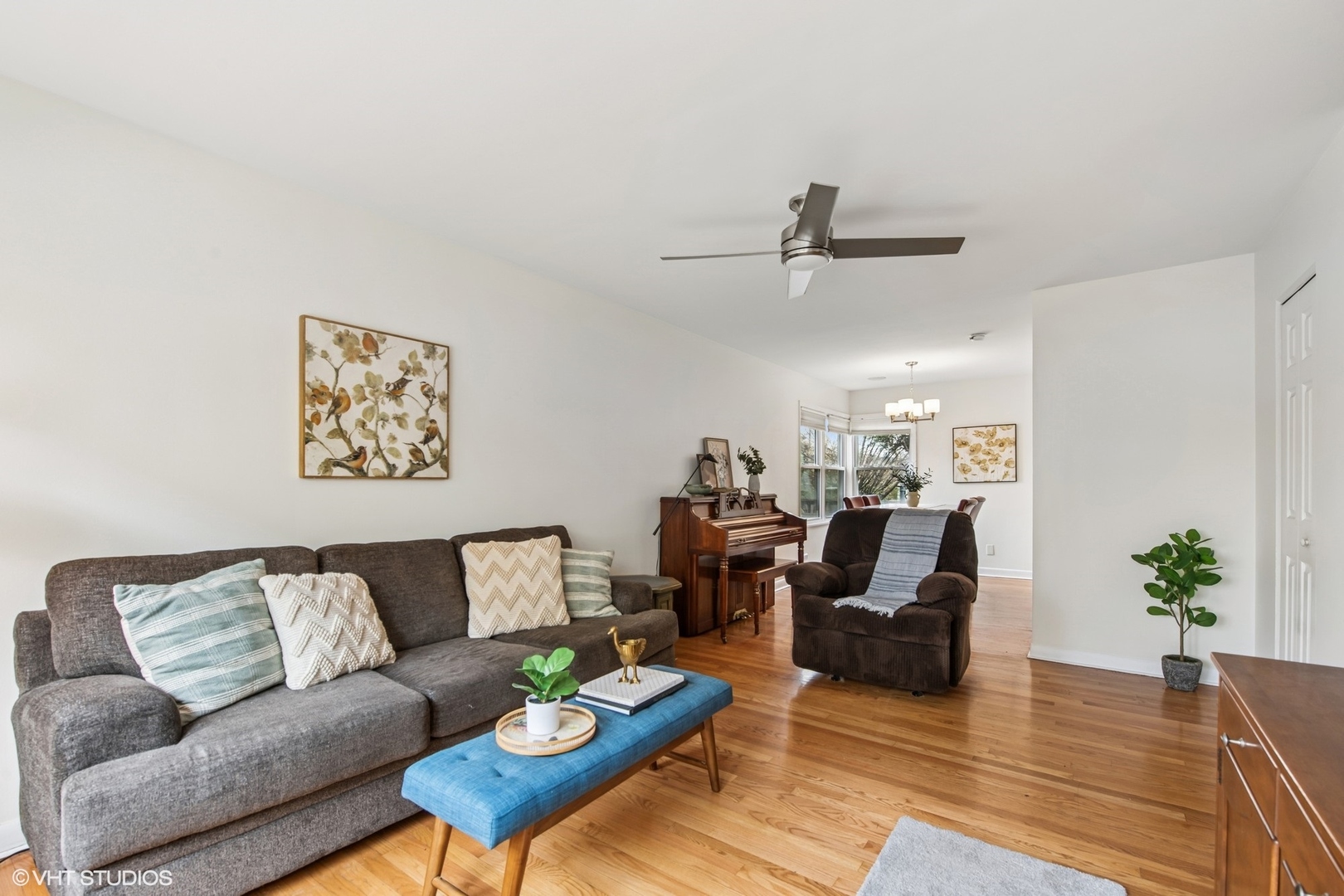 1124 N Harlem Avenue