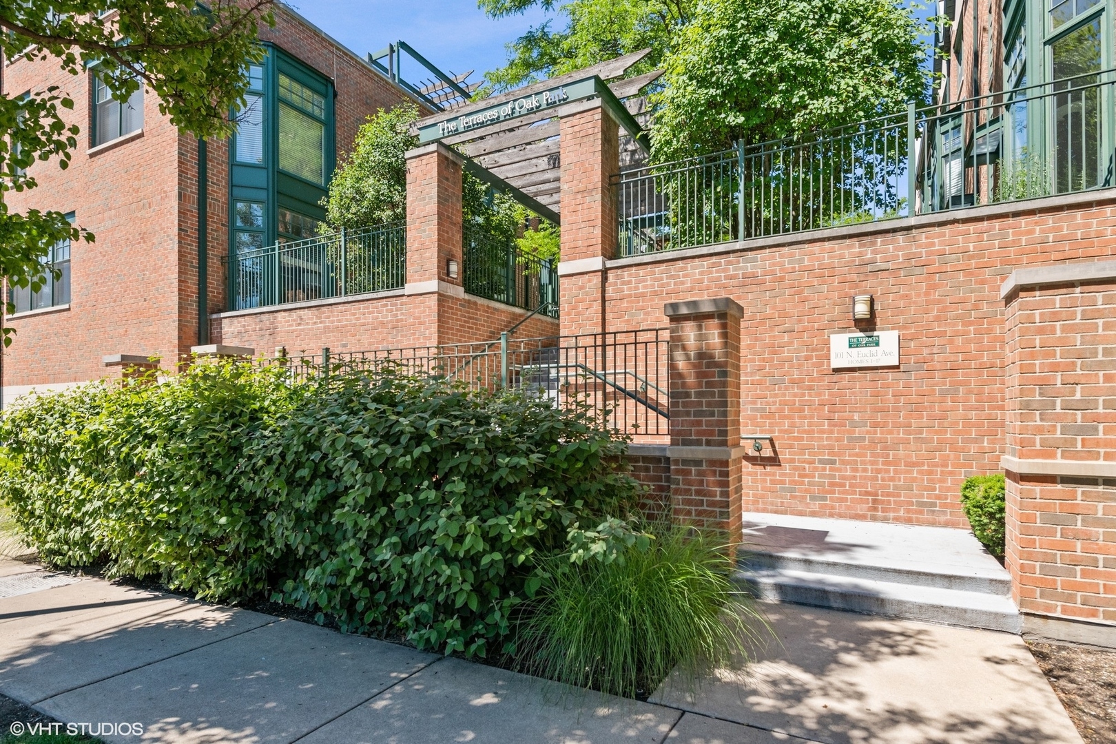 101 N Euclid Avenue Unit: 15