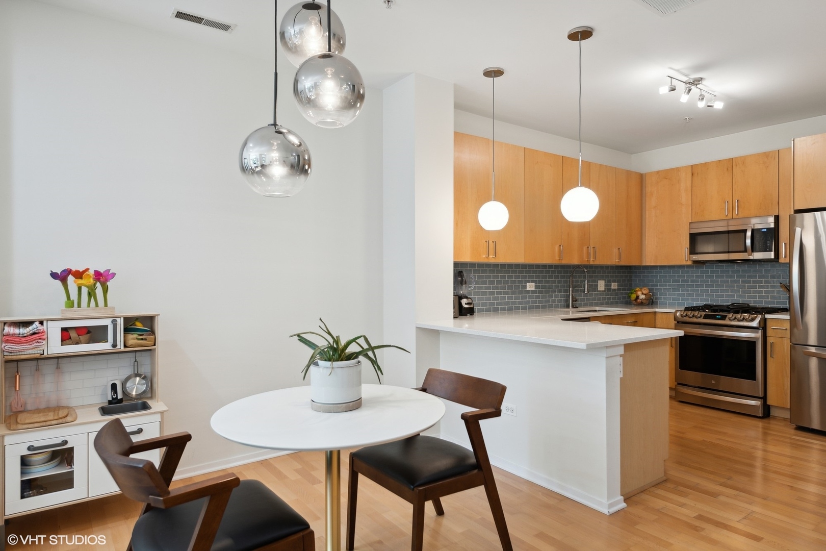 101 N Euclid Avenue Unit: 15