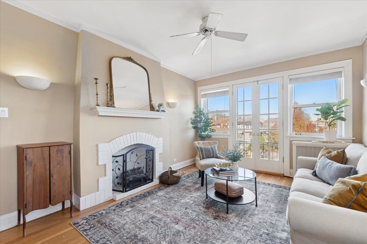 845 Pleasant Street Unit: 3E