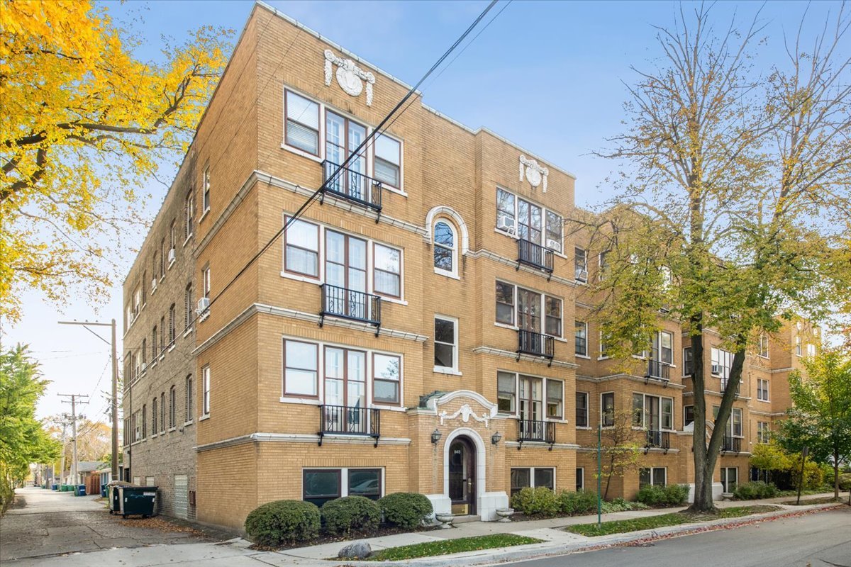 845 Pleasant Street Unit: 3E