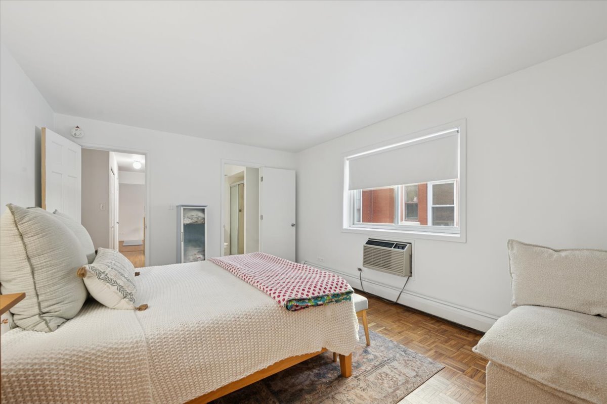 412 N Marion Street Unit: 1A