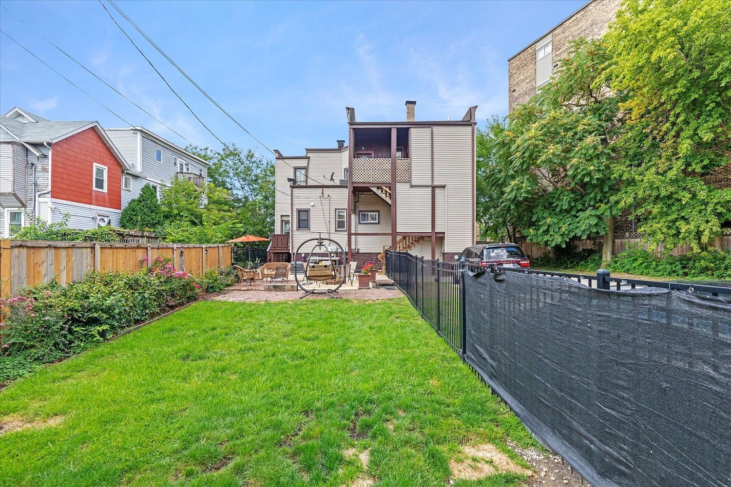 232 Des Plaines Avenue