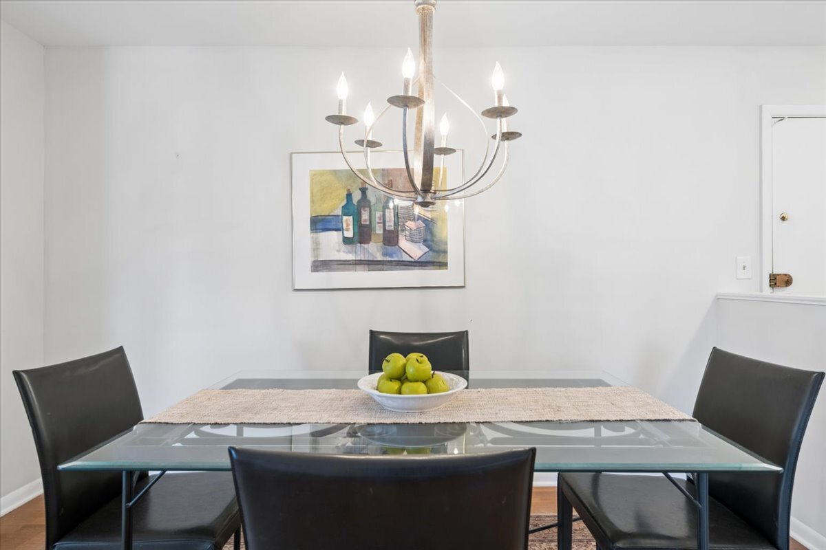 215 Marengo Avenue Unit: 3A