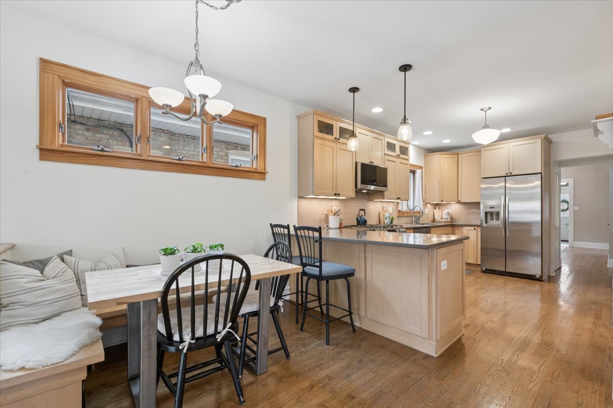 811 Clarence Avenue