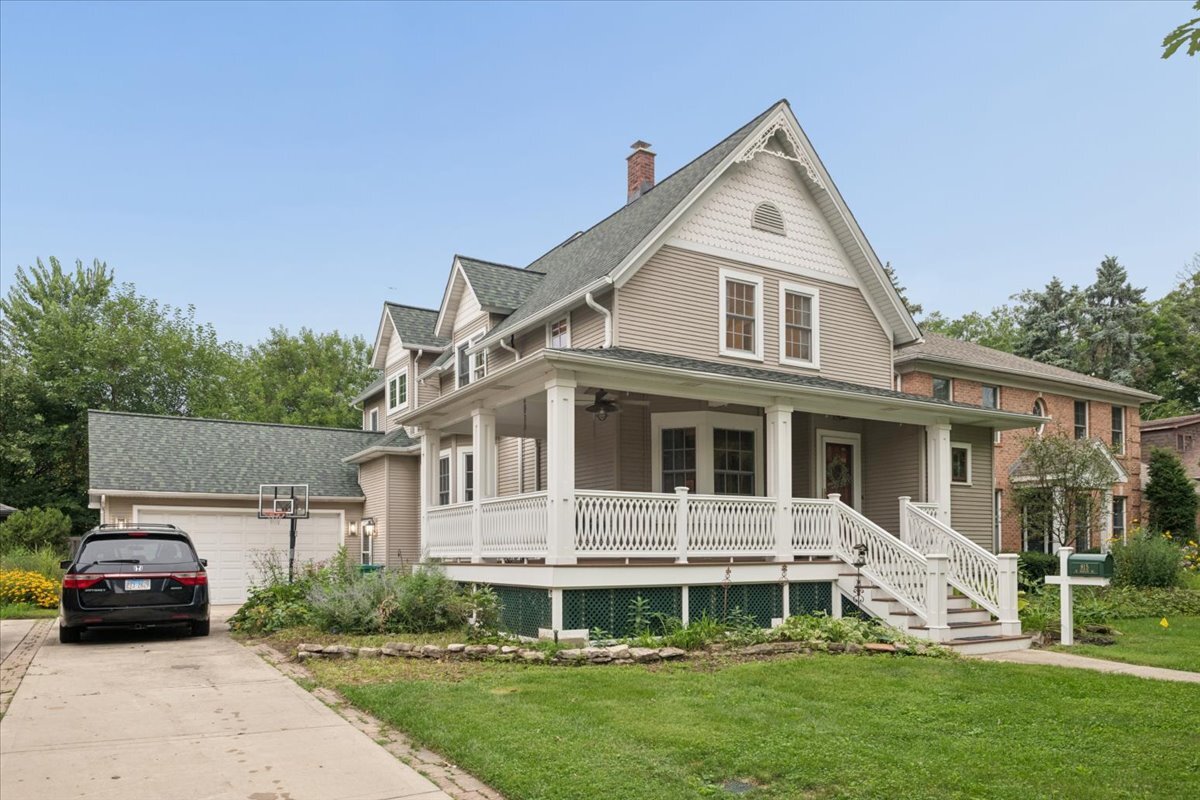 815 N Marion Street