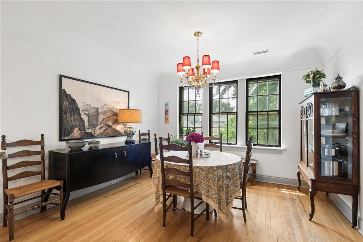 1118 Washington Boulevard Unit: 3A