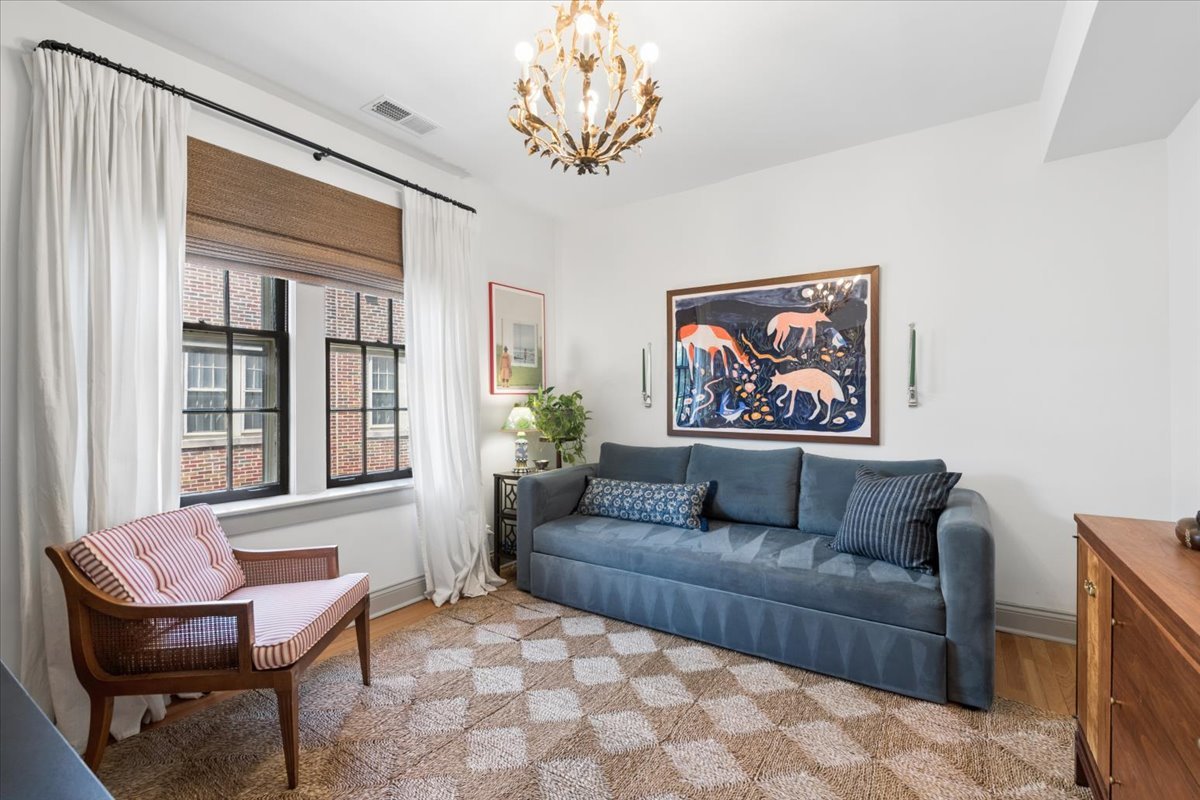 1118 Washington Boulevard Unit: 3A